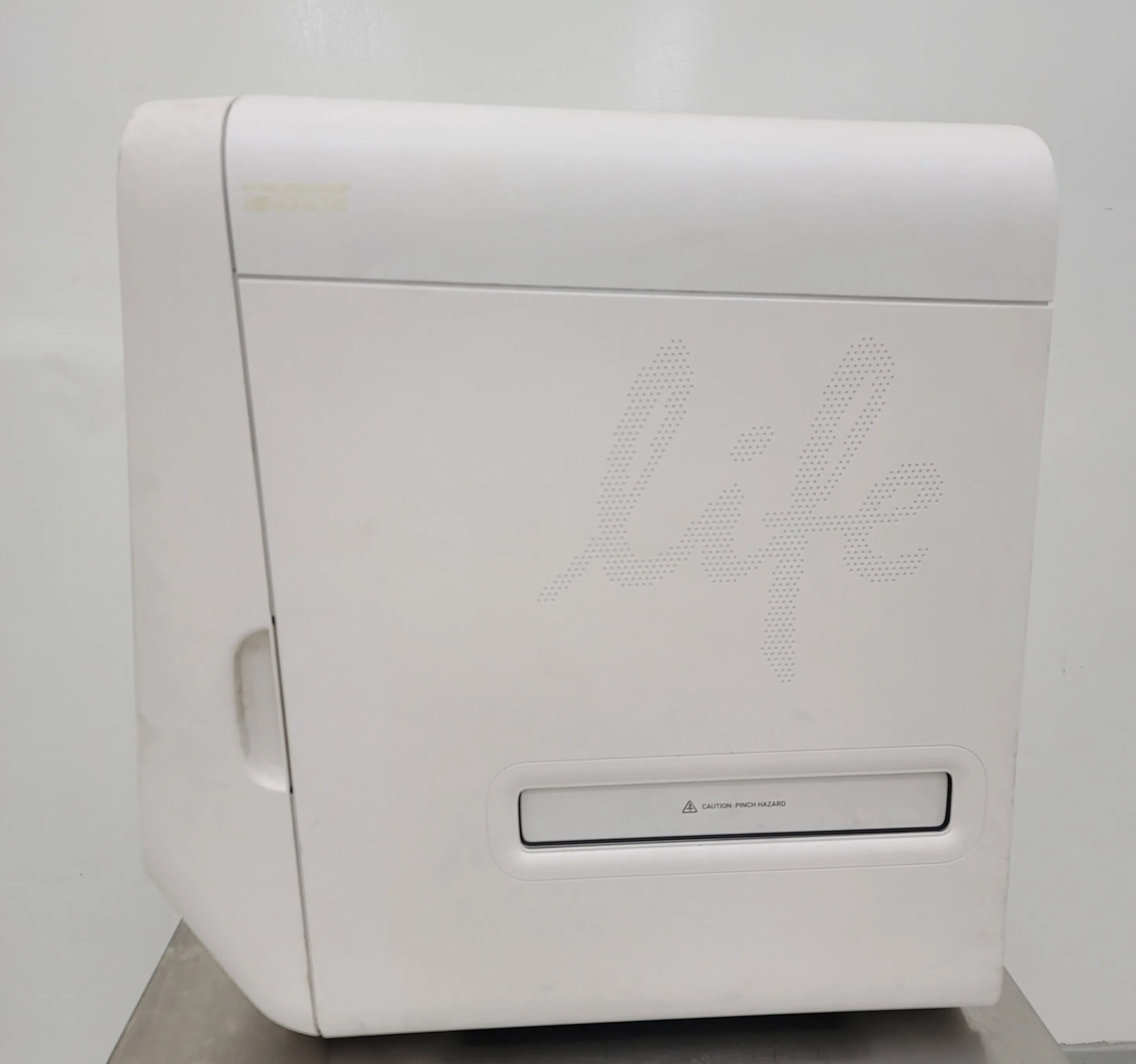 Applied Biosystems QuantStudio Dx Real-Time PCR Instrument 4470660 PCR System