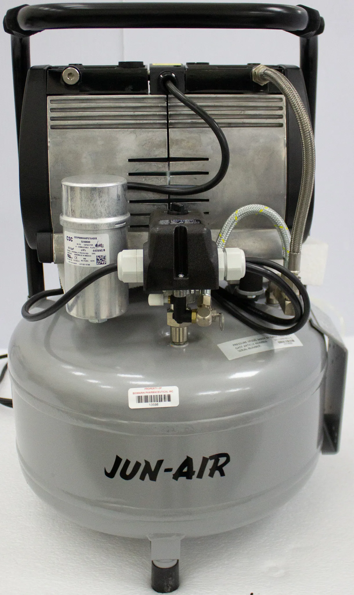 Jun-Air Oilless Rocking Piston Air Compressor OF302-25B