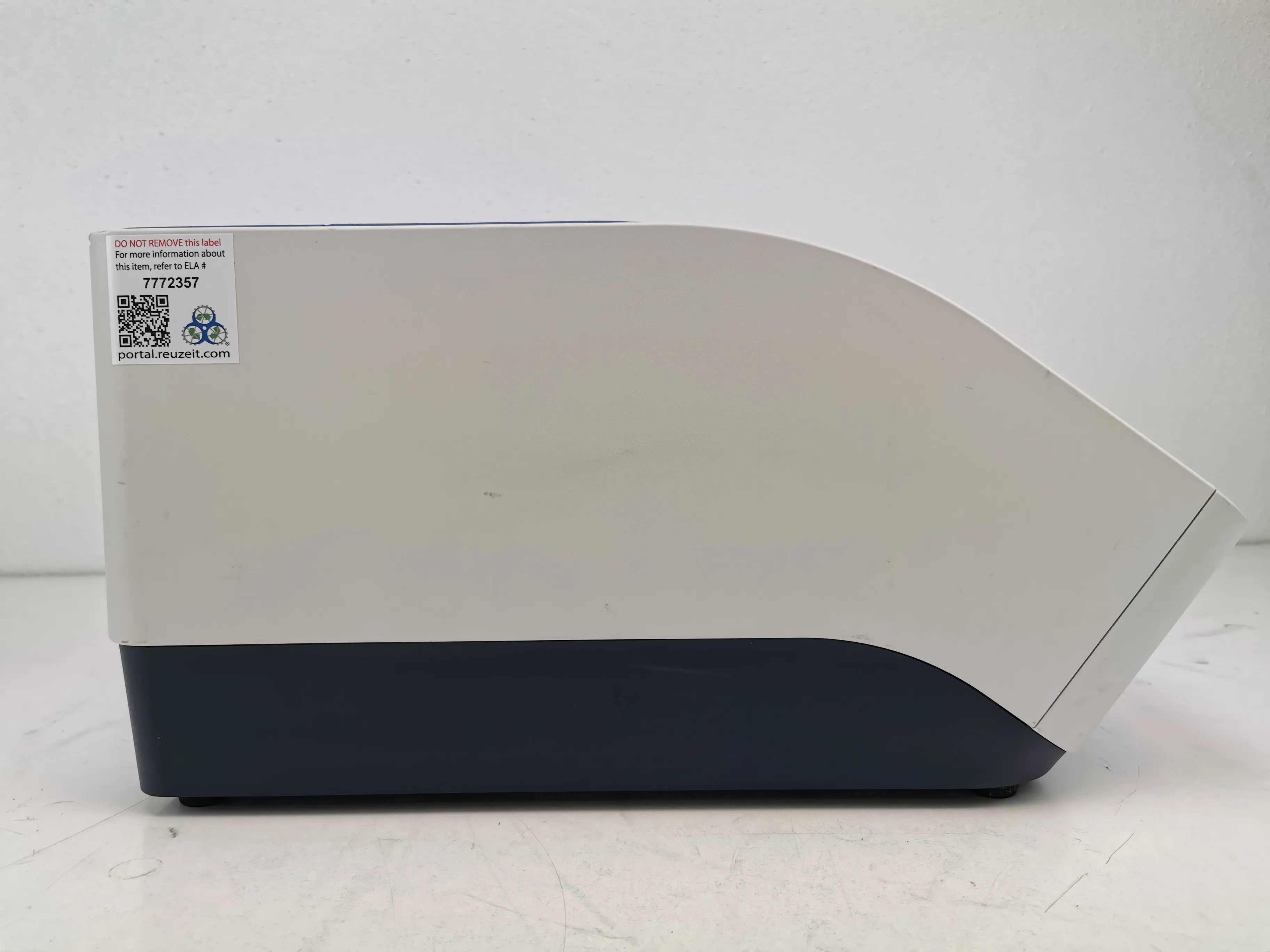 Applied Biosystems Veriti 96-Well Fast Thermal Cycler #9901 PCR Instrument