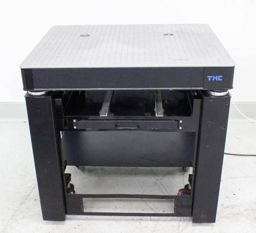 TMC CleanTop II Steel Honeycomb Optical Top Vibration Isolation Table 29 x 35in