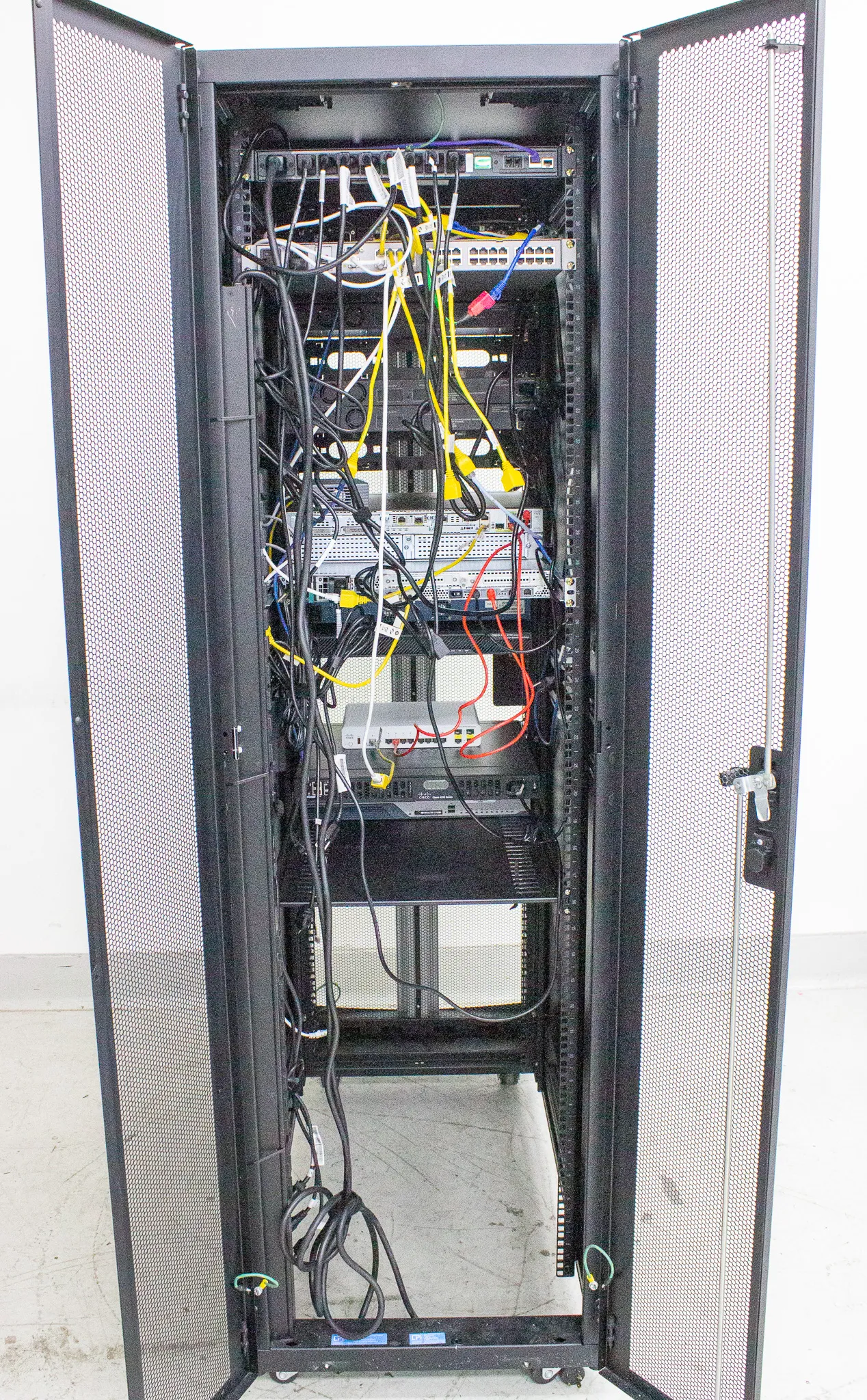 Chatsworth Tera Frame Server Rack