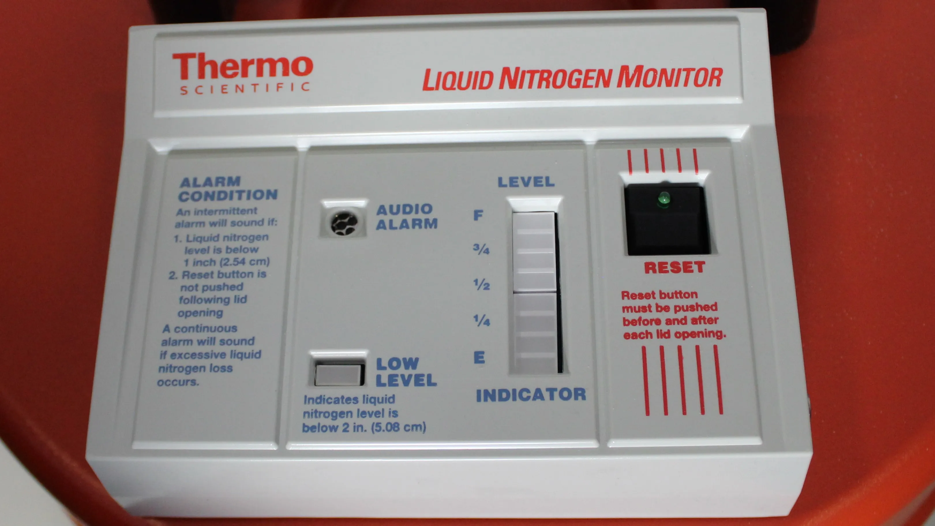 Thermo Scientific Locator 6 Plus Dewar / Cryotank