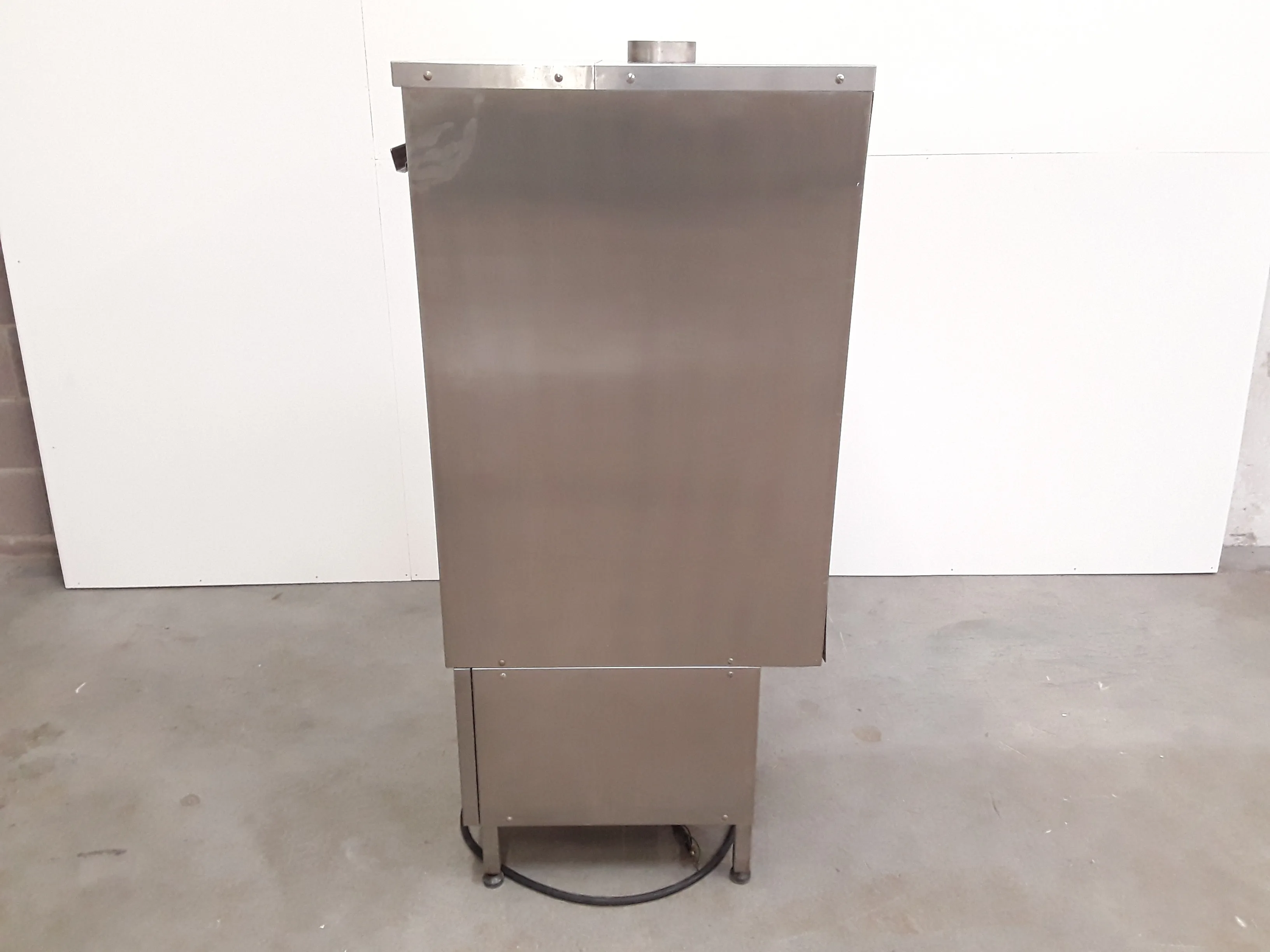 Lancer Labsec 1300 Free standing Glassware Dryer