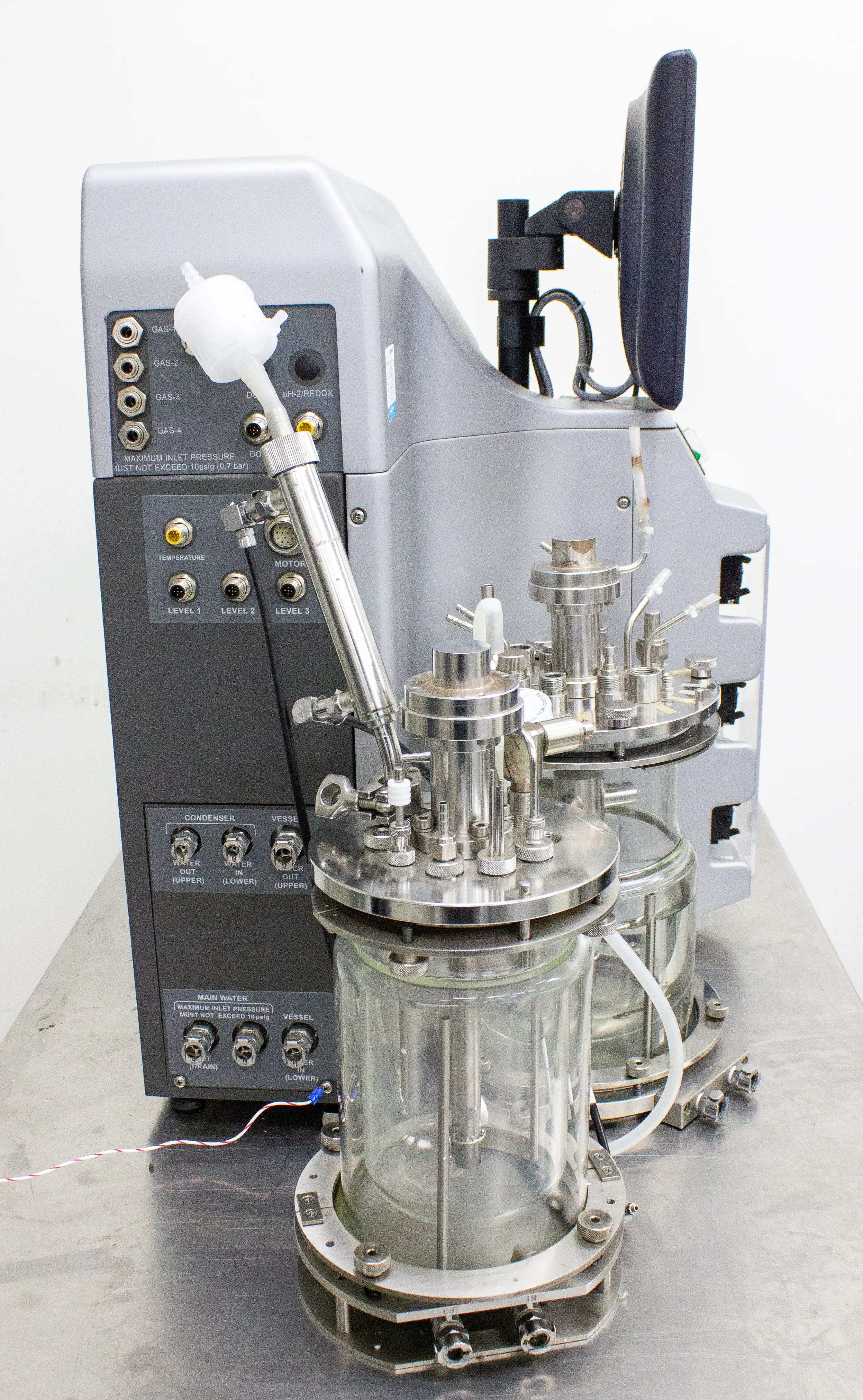 New Brunswick BioFlo & Celligen 310 Benchtop Fermenter Bioreactor Model BF-310