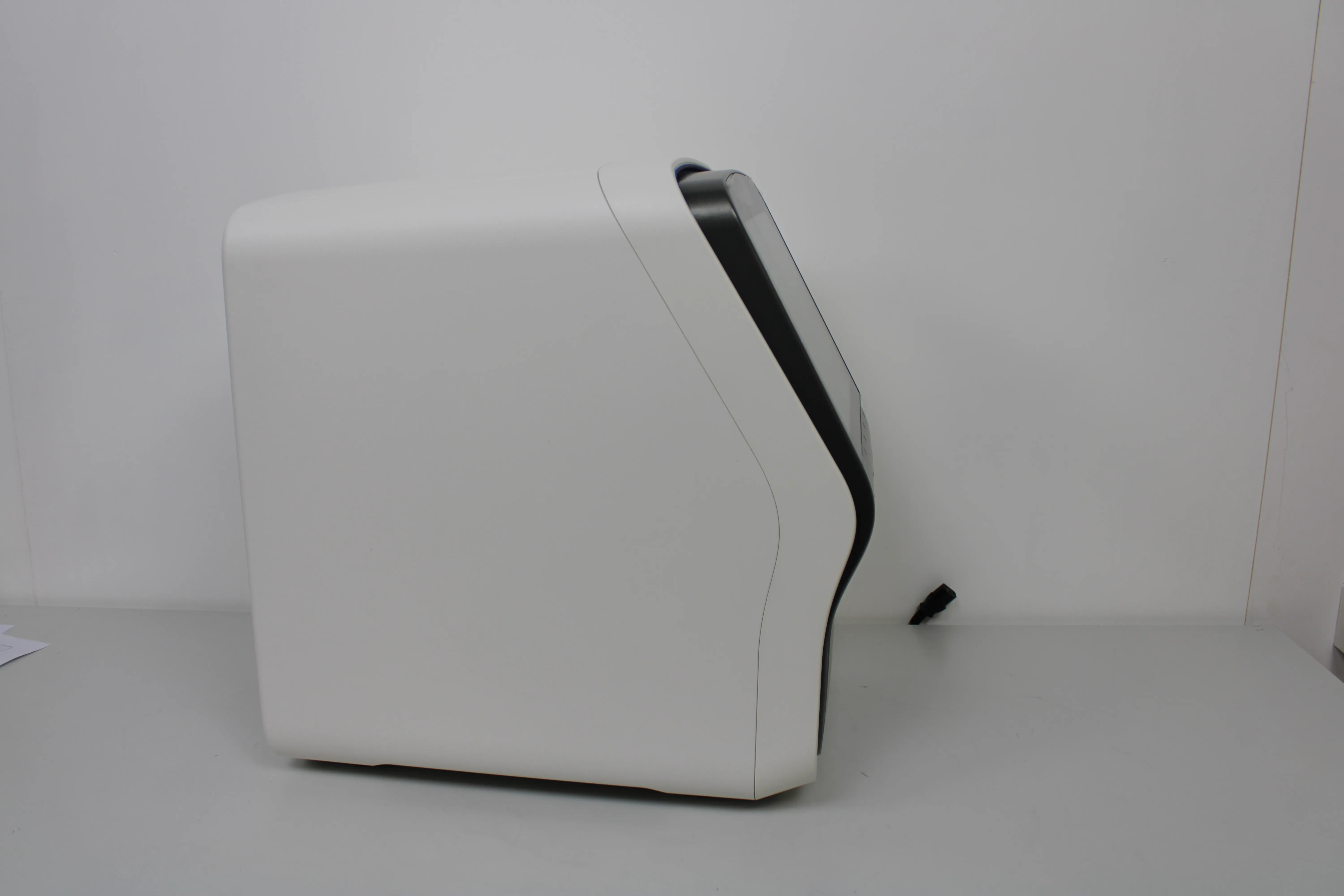 Applied Biosystems QuantStudio 6 Pro Real-Time PCR System