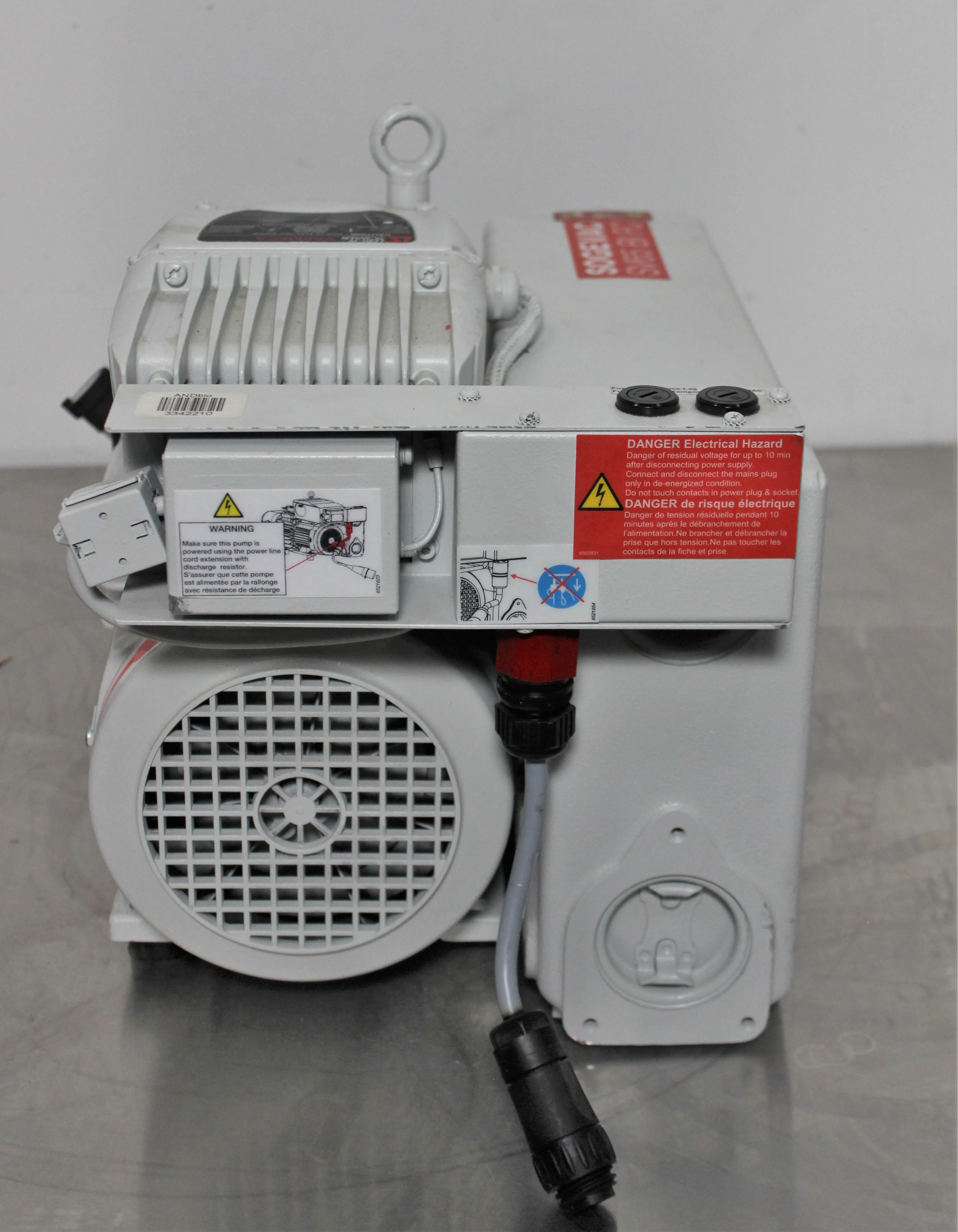 Leybold Sogevac SV65B Vacuum Pump