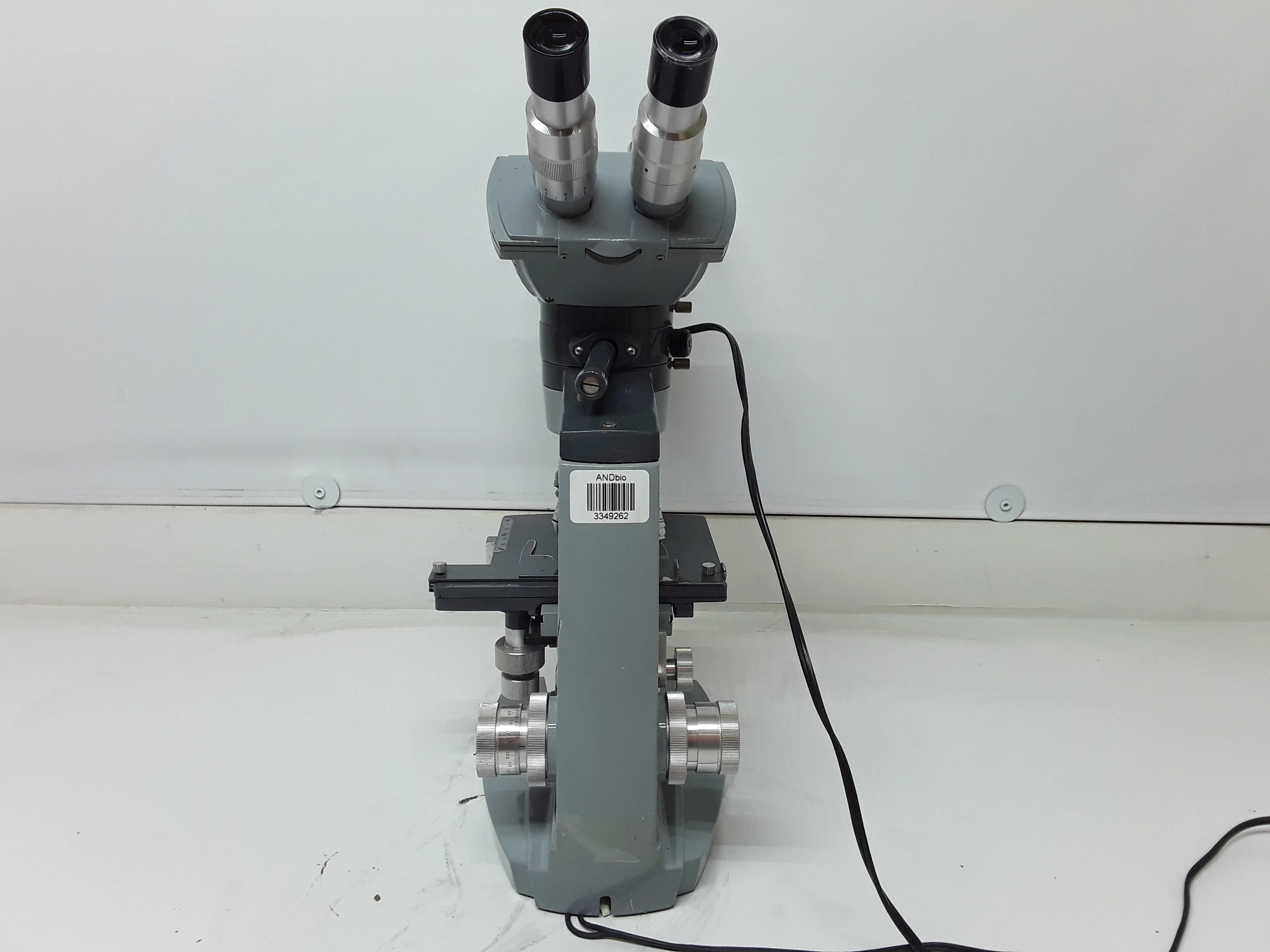 American Optical Spencer 1036 Microscope