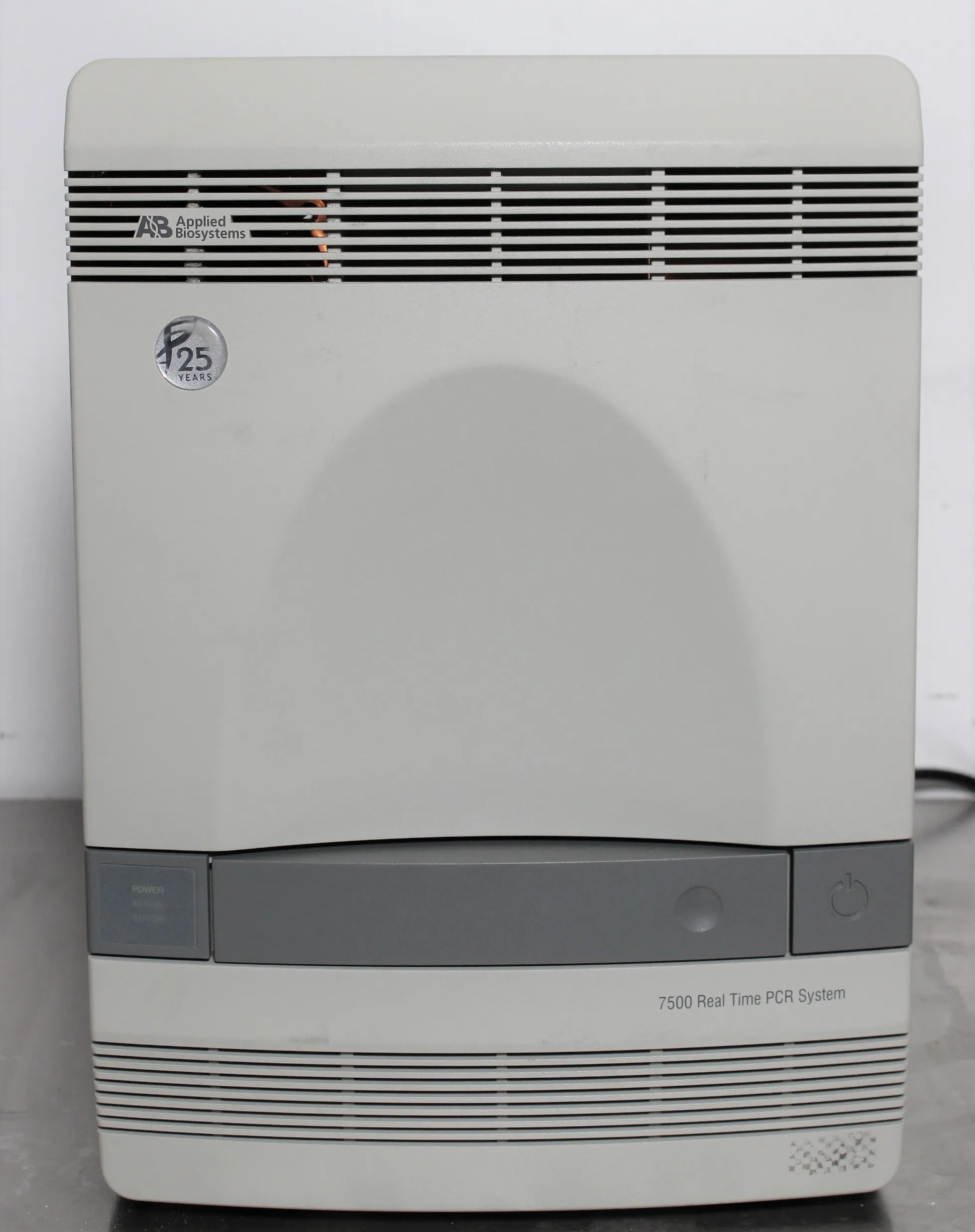 Applied Biosystems 7500 Real-Time PCR System - Used Laboratory Equipment