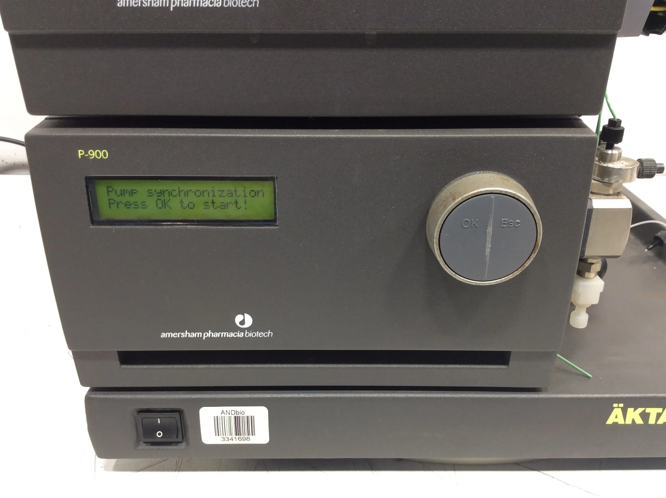 Amersham Pharmacia Biotech AKTA Purifier 100 HPLC FPLC System