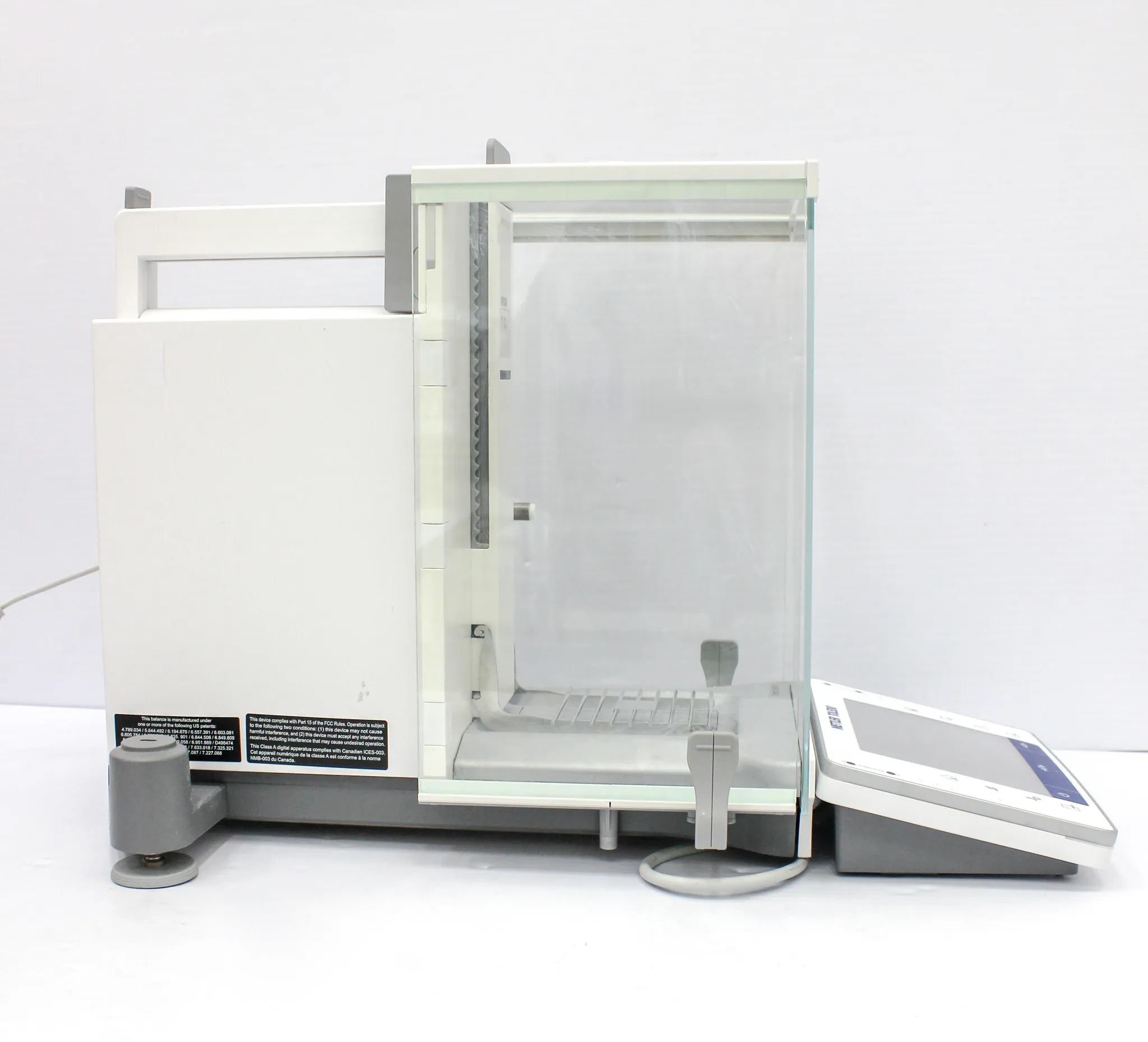 Mettler Toledo XPE205 Analytical Balance with Static Detector