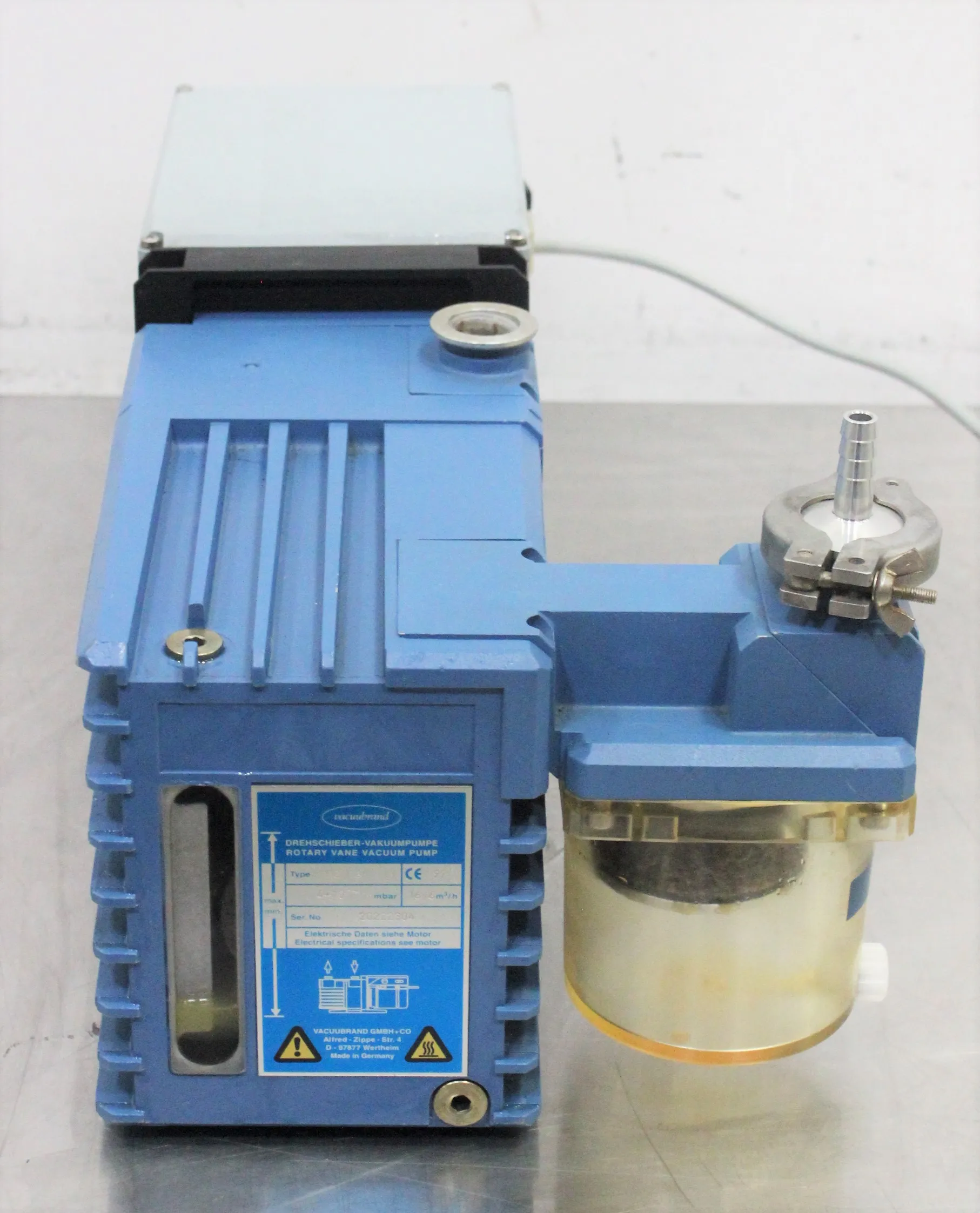 Vacuubrand RZ 16 Dry Vacuum Rotary Vane Pump 220V 50Hz UK 20222304