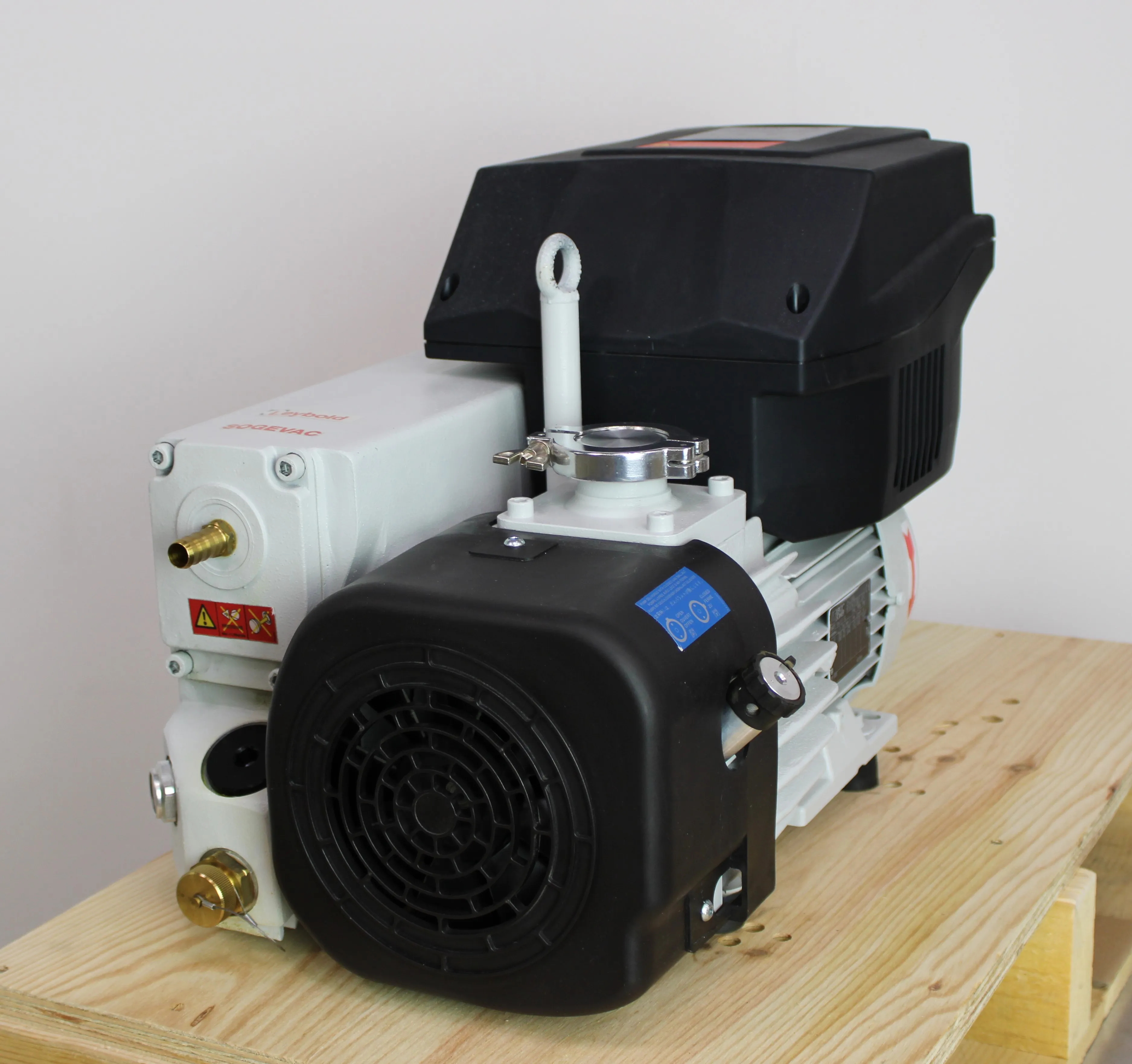 Leybold SOGEVAC SV65 BI FC Vacuum Pump 240V 50Hz/60Hz