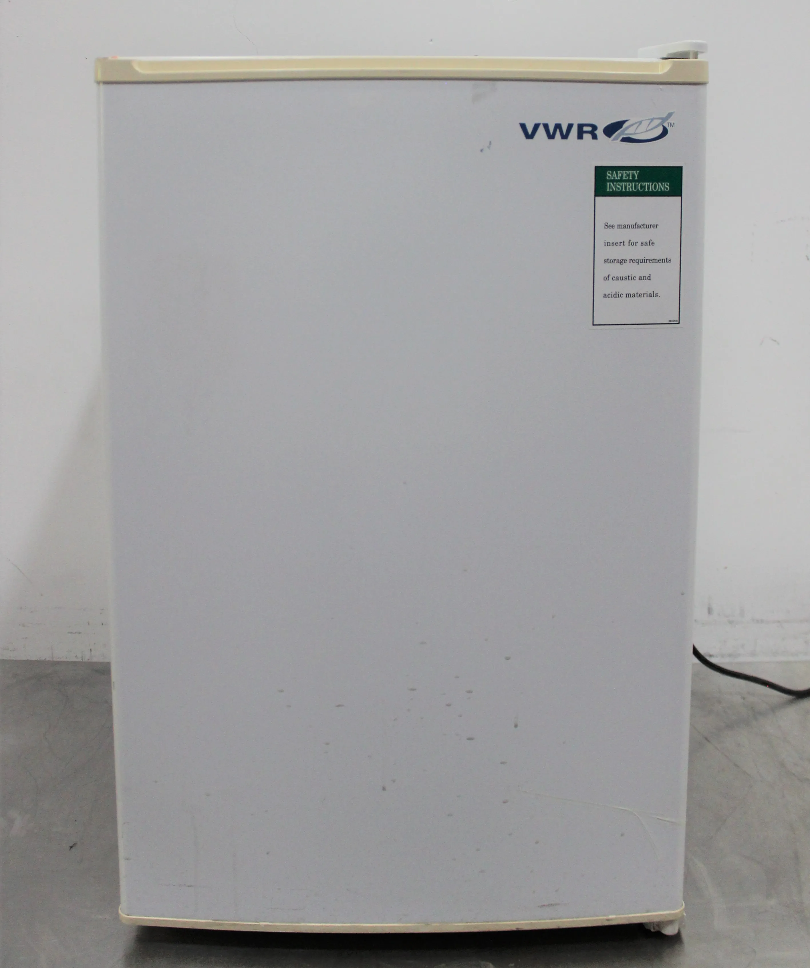 VWR General-Purpose Laboratory Freezer U2004GA15