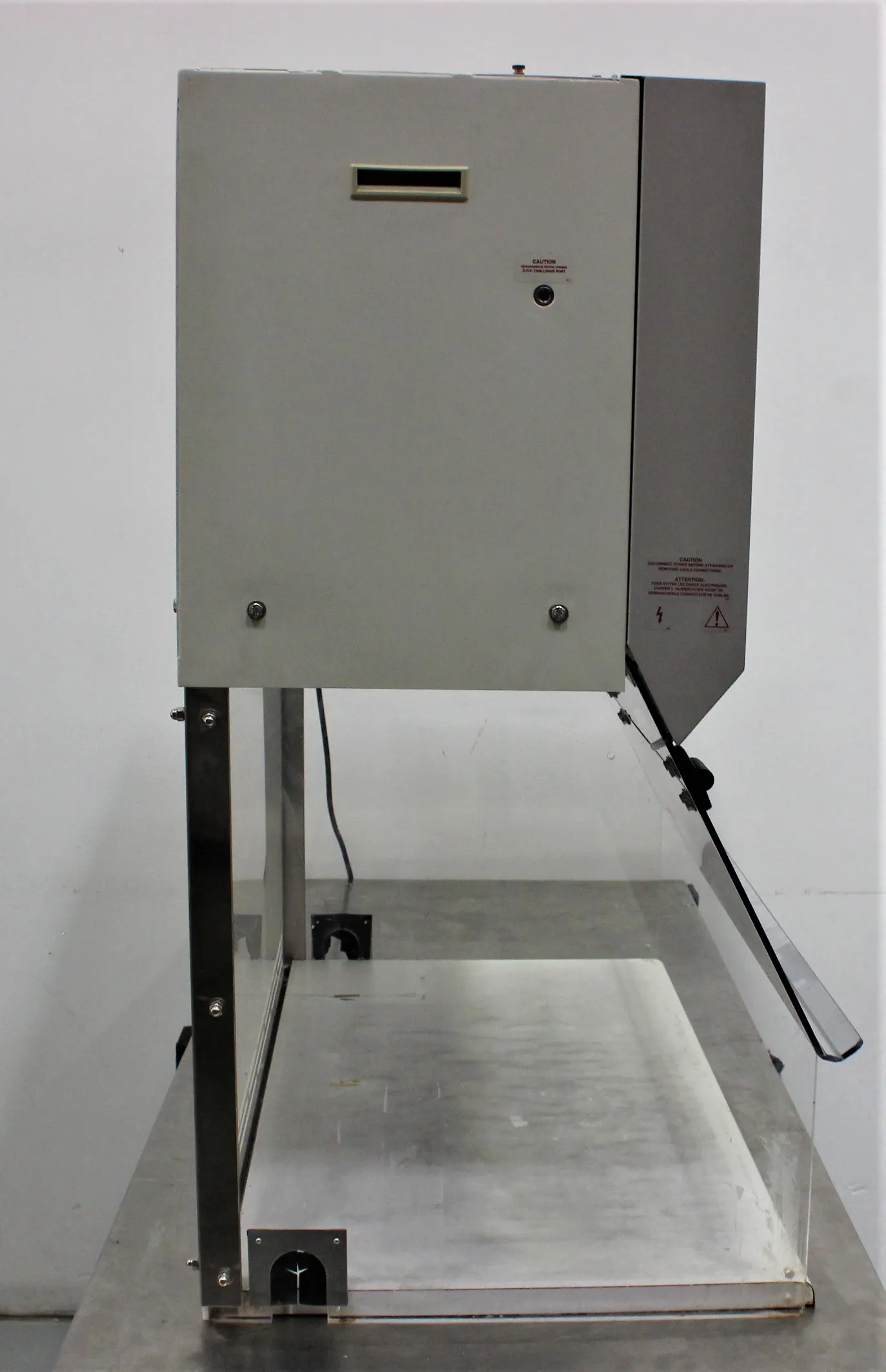 NuAire NU-126 Fume Hood