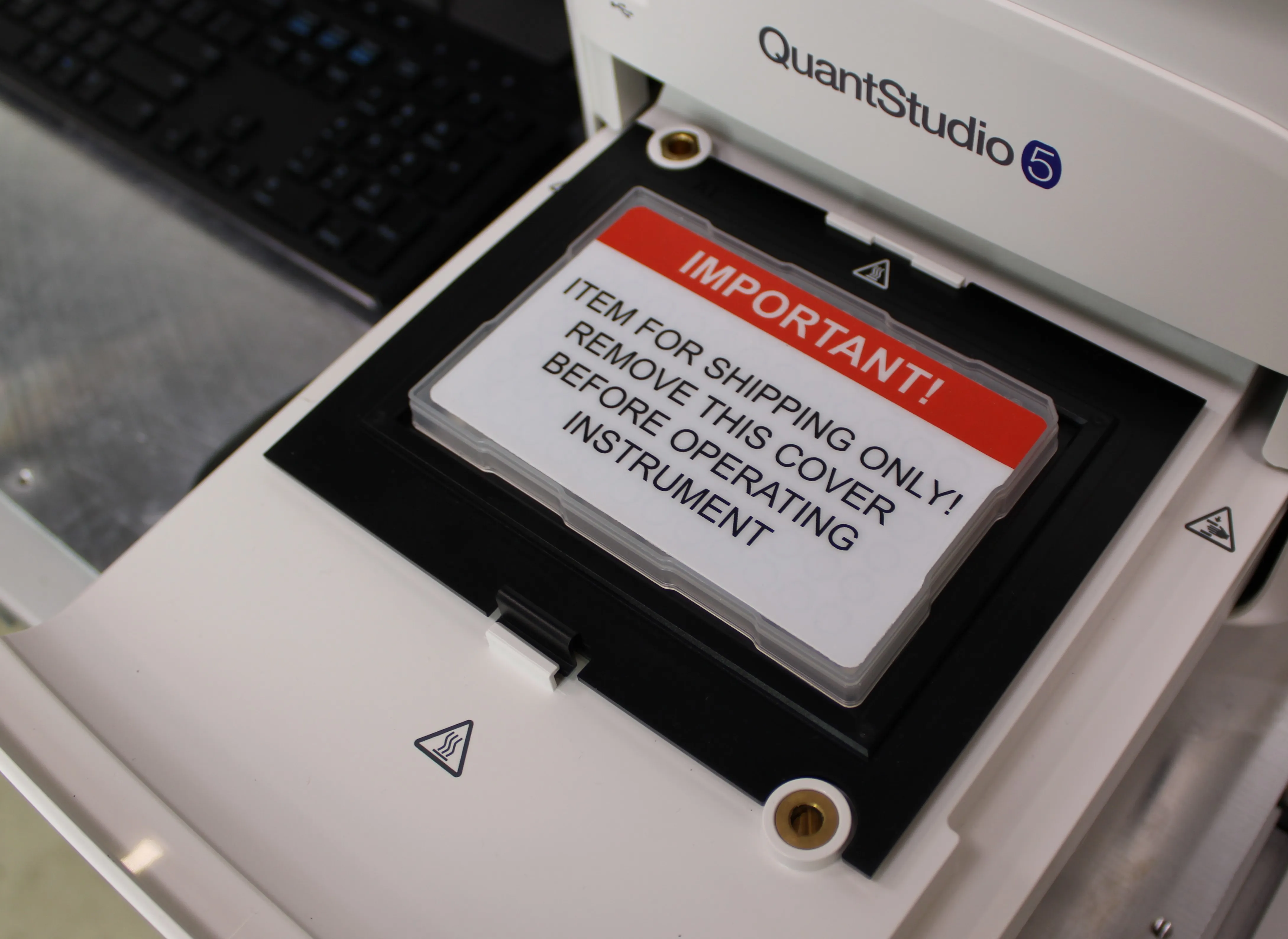 Applied Biosystems QuantStudio 5- Real Time PCR 96-well 0.2 mL REF A28134 + PC