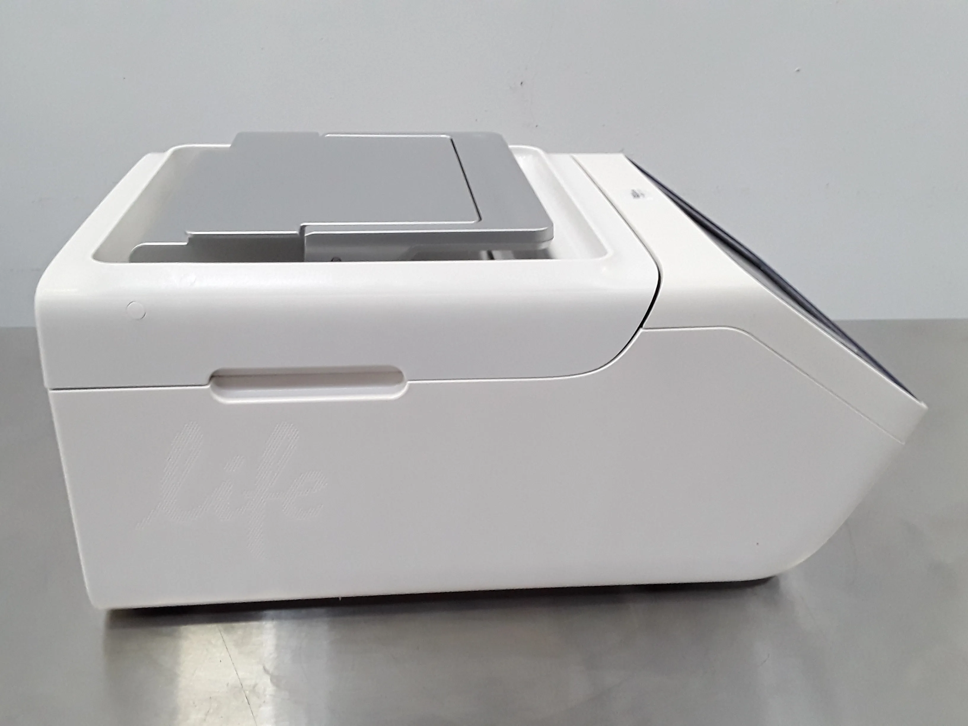 Applied Biosystems ProFlex Real Time PCR System 2 x 384-well PCR System - Class 1 Used