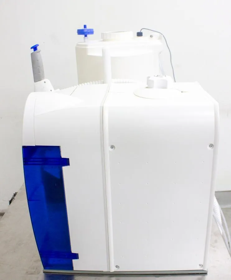 Millipore Milli-Q Direct 8 Water Purification System  w/ 30 Liter PE Tank