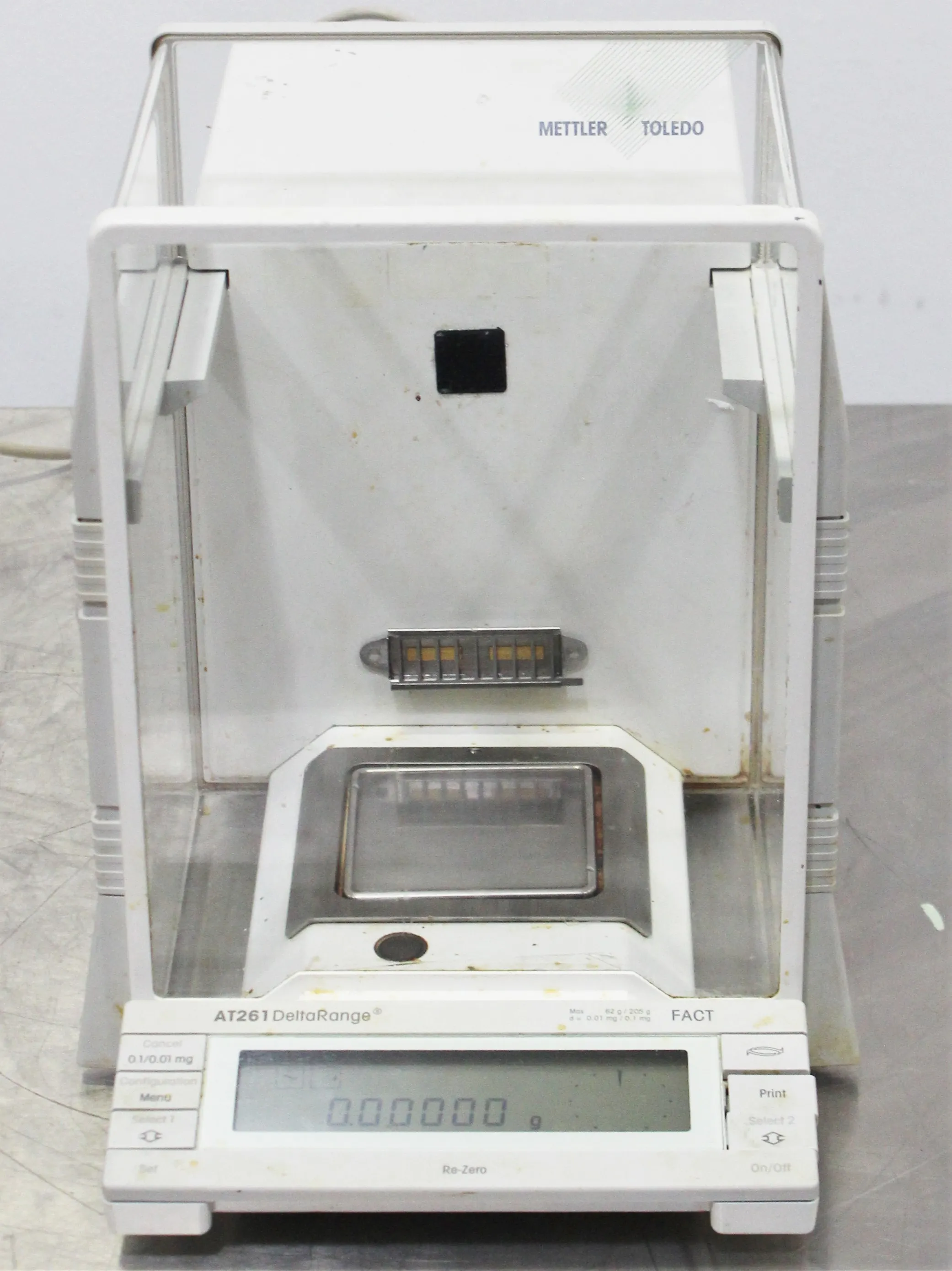 Mettler-Toledo AT261 Analytical Balance