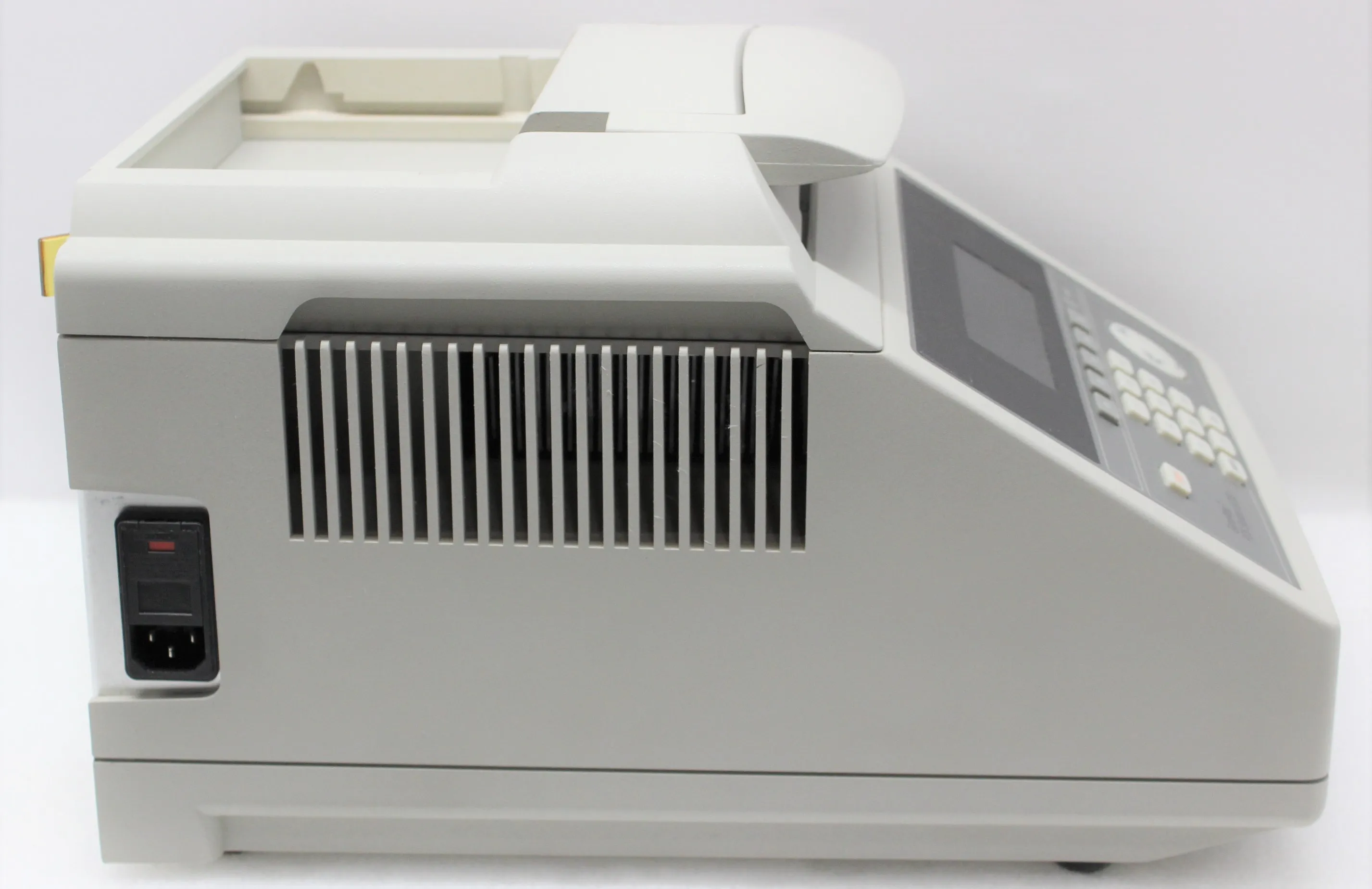 Applied Biosystems 9700 PCR Thermal Cycler N8050200R