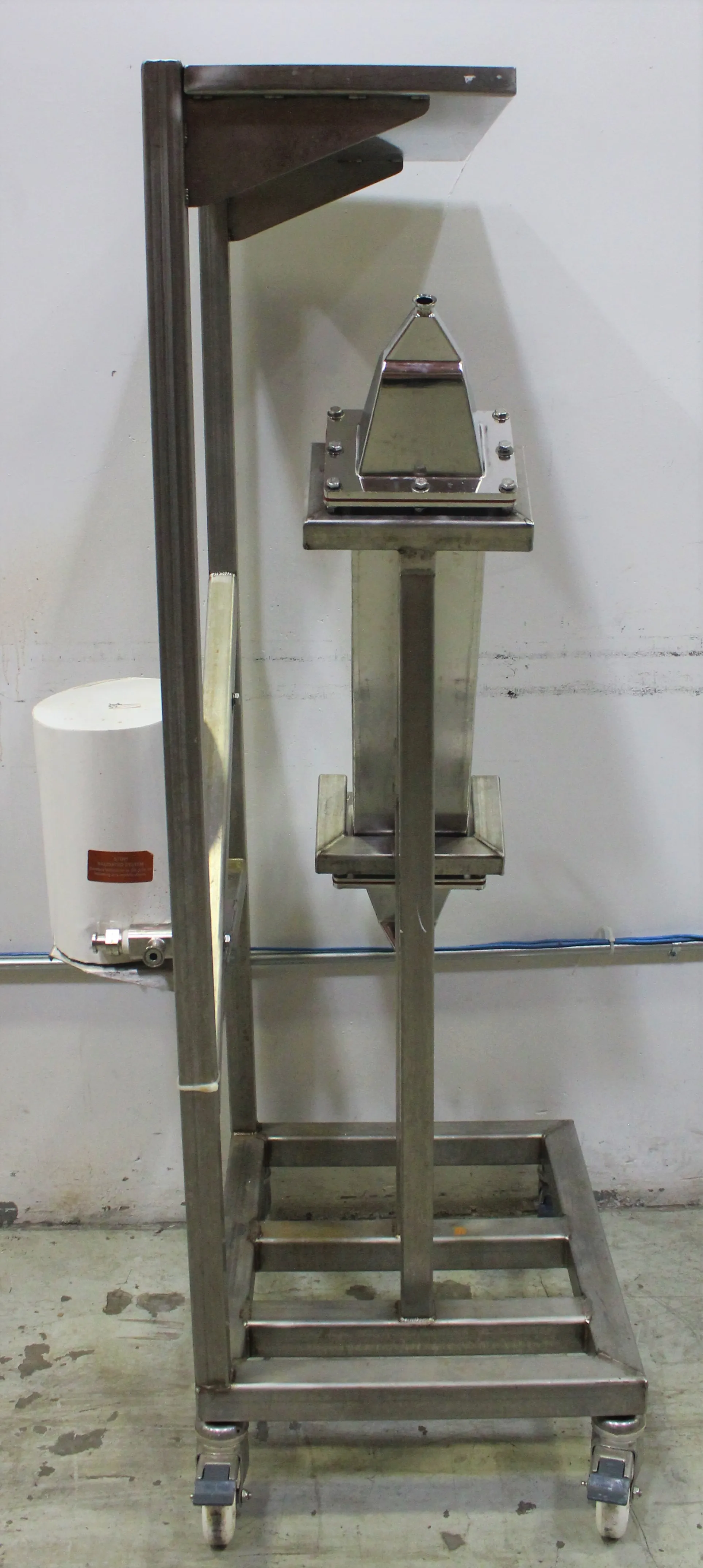 Compact Cell Settler CS-1856 for Separating Particles from Liquid Medium