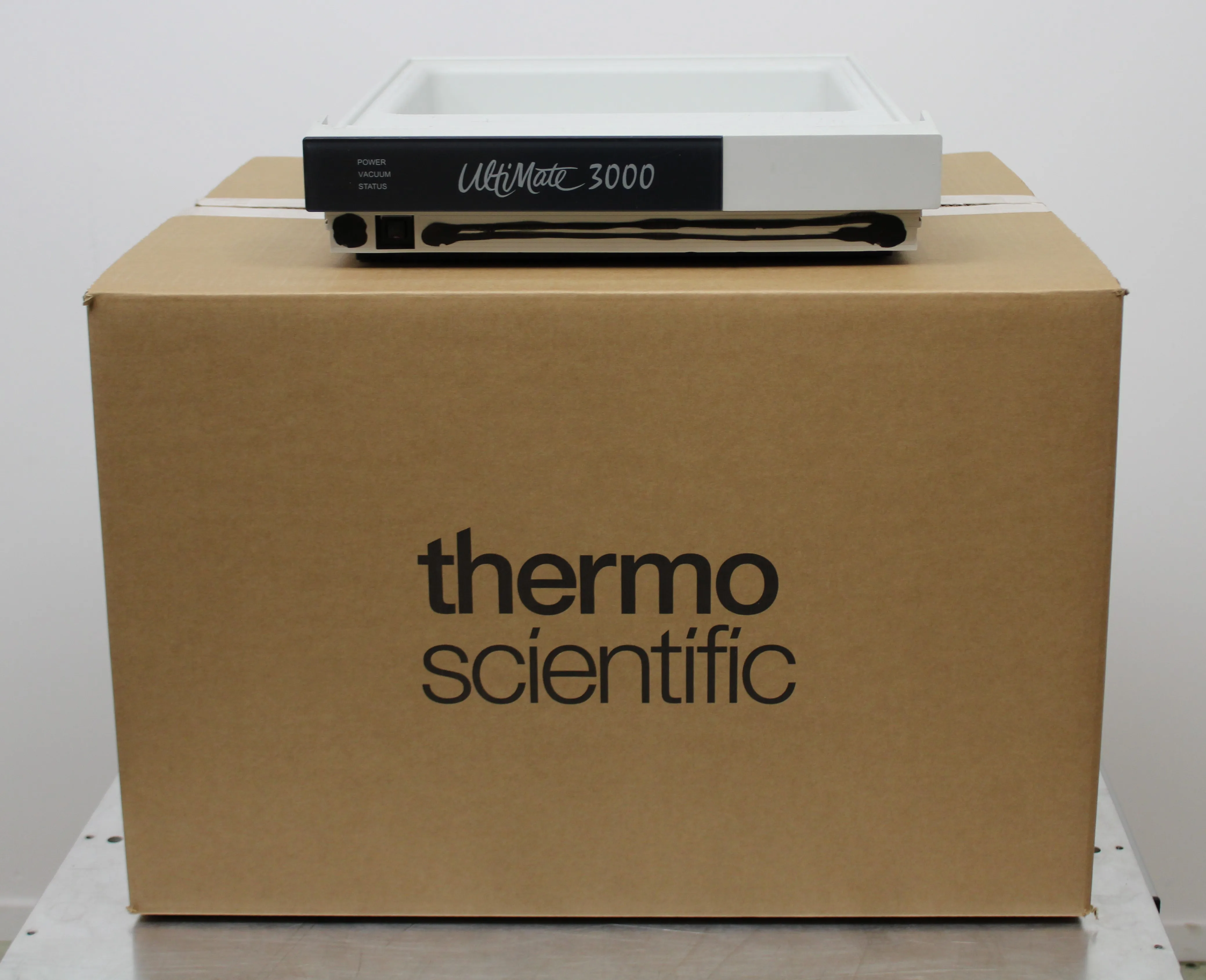 Thermo Scientific SRD-3400 Solvent Degasser