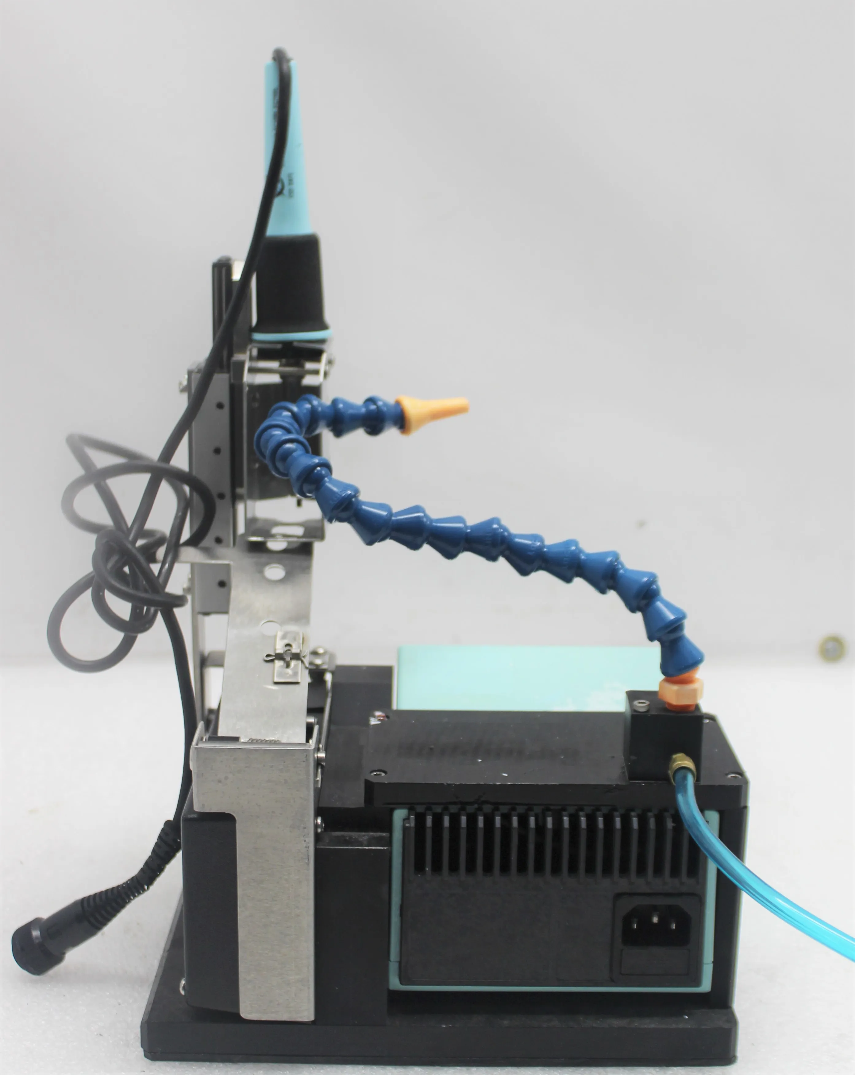 Weller WSD 81 Soldering Station - Used Laboratory Equipment