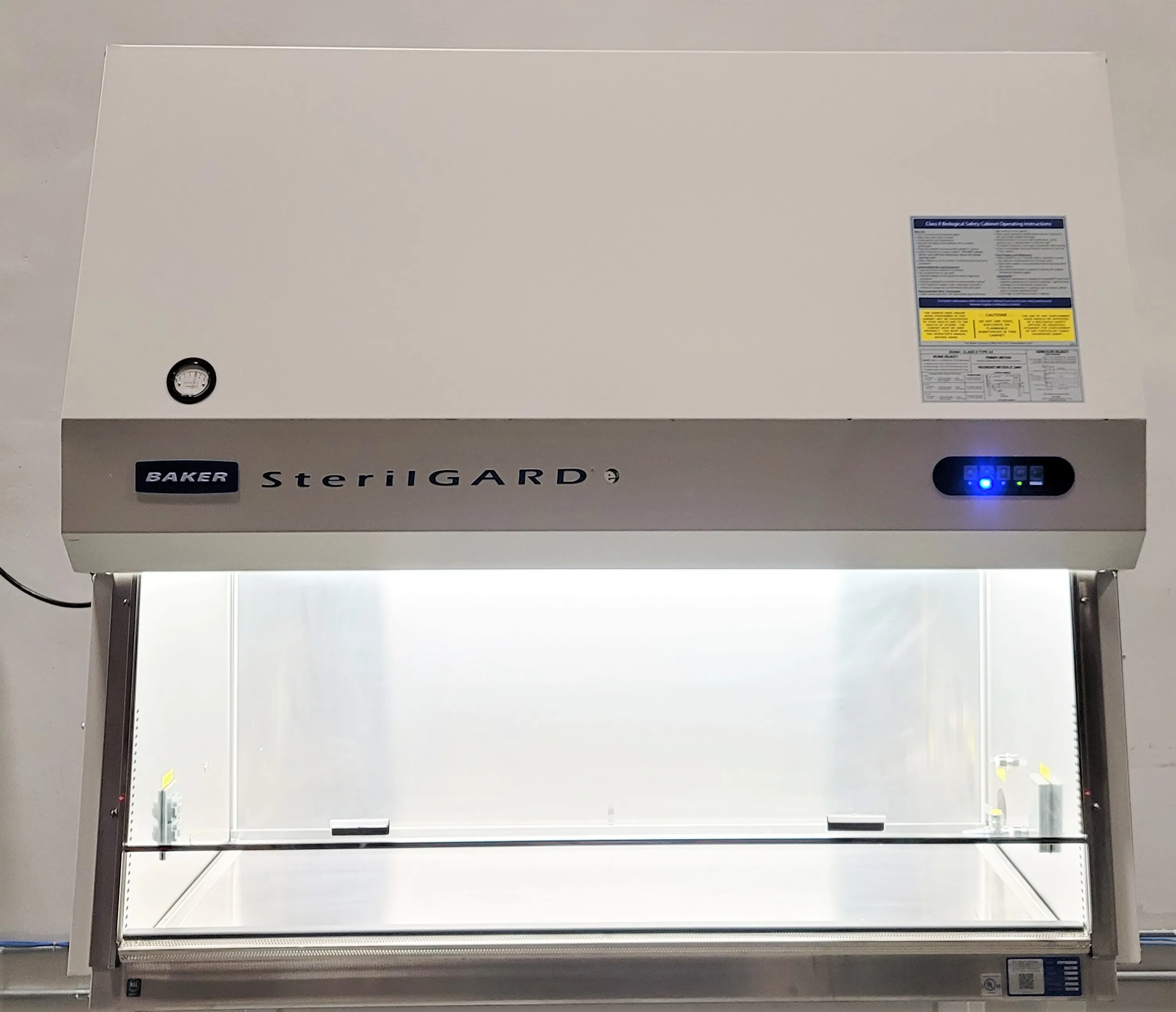 Baker Company - SterilGARD e3 Class II Type A2 Biosafety Cabinet SG504