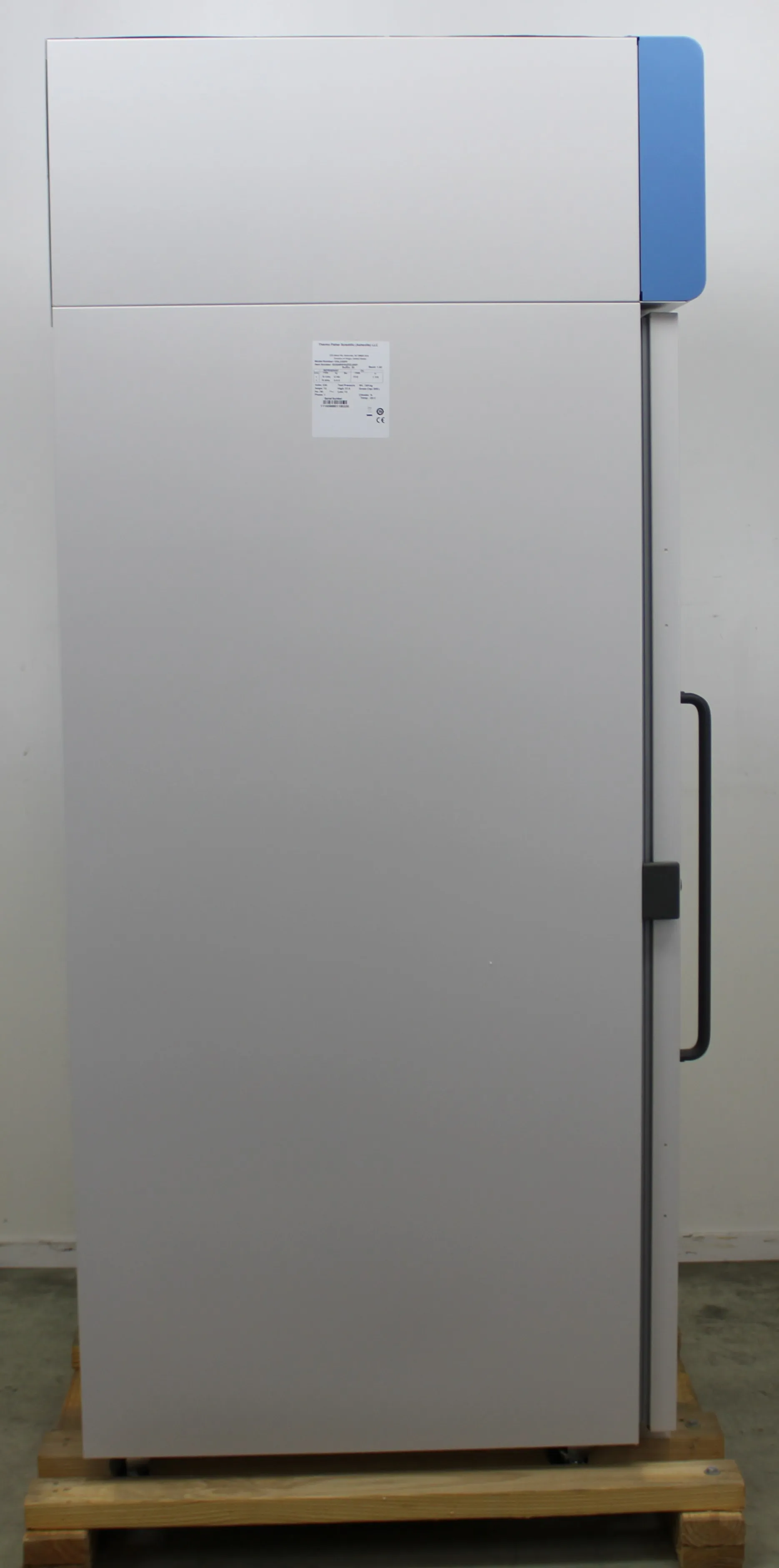 Thermo Fisher Scientific Revco UGL2320V 4 shelfs Freezer - Ultra Low Freezer - 659L - 230V