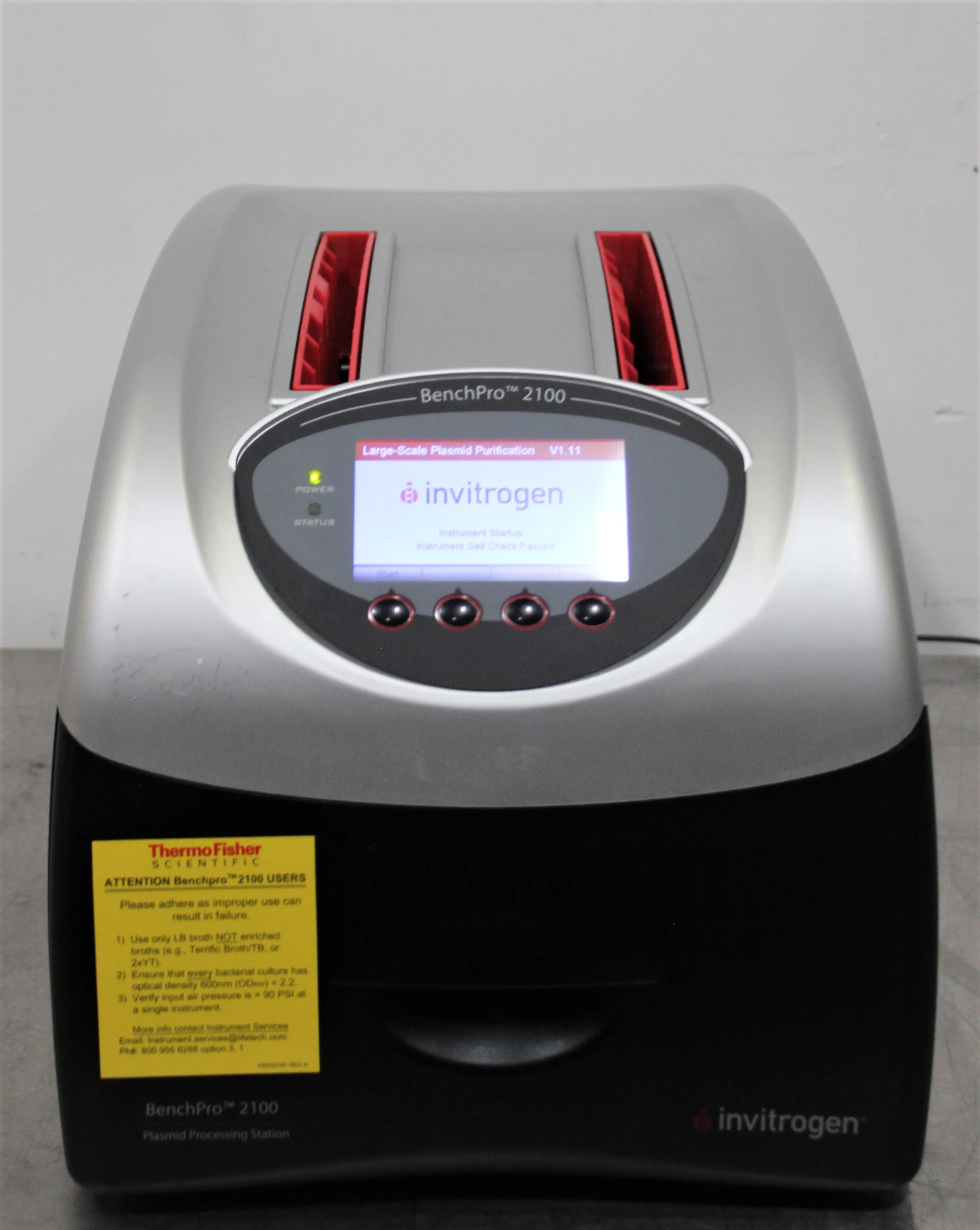 Invitrogen BenchPro 2100 Plasmid Purification System DNA Purification Unit MC1001R