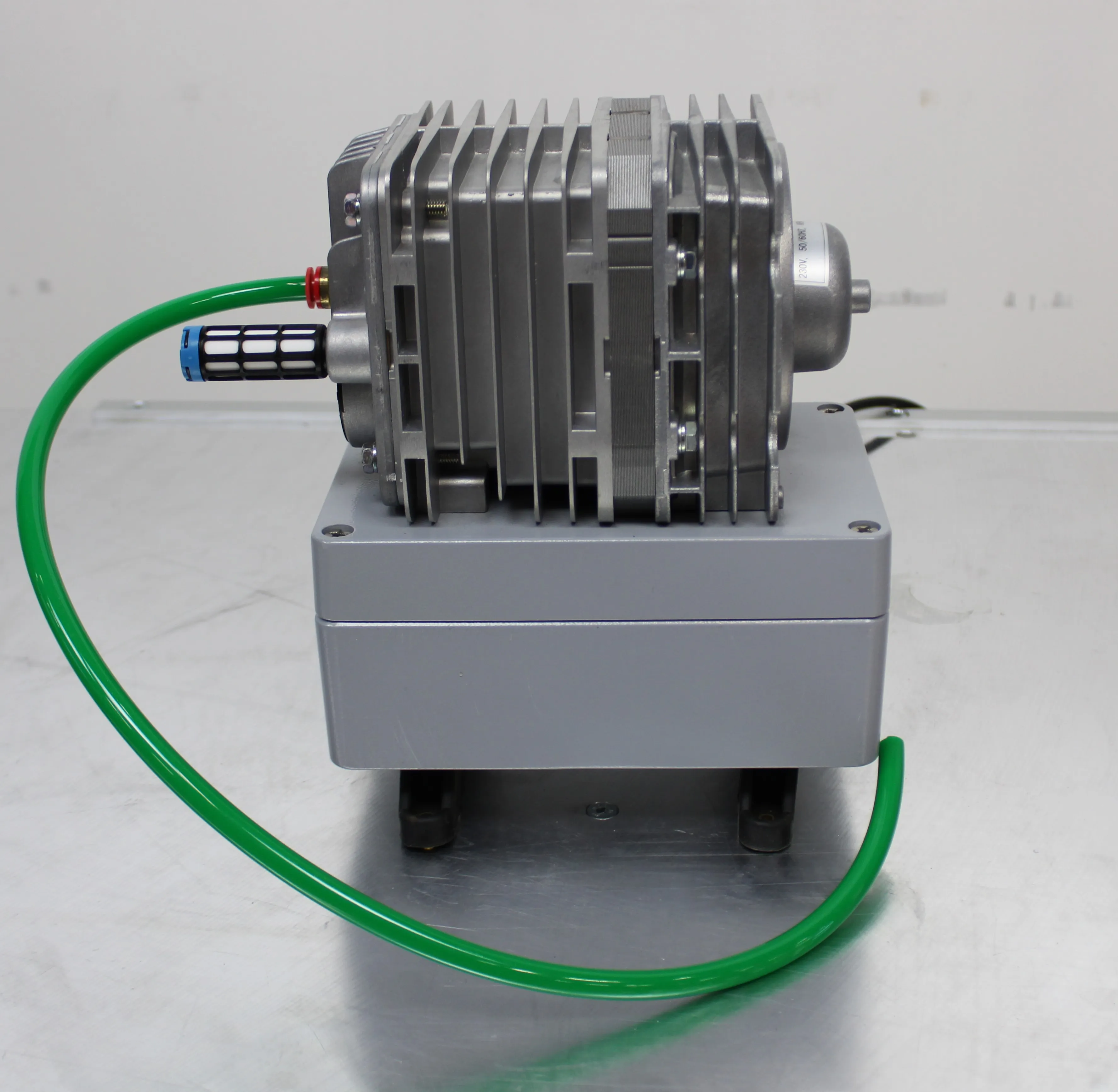 Nitto Kohki Vacuum Pump VP0940-V1036-P1-1411