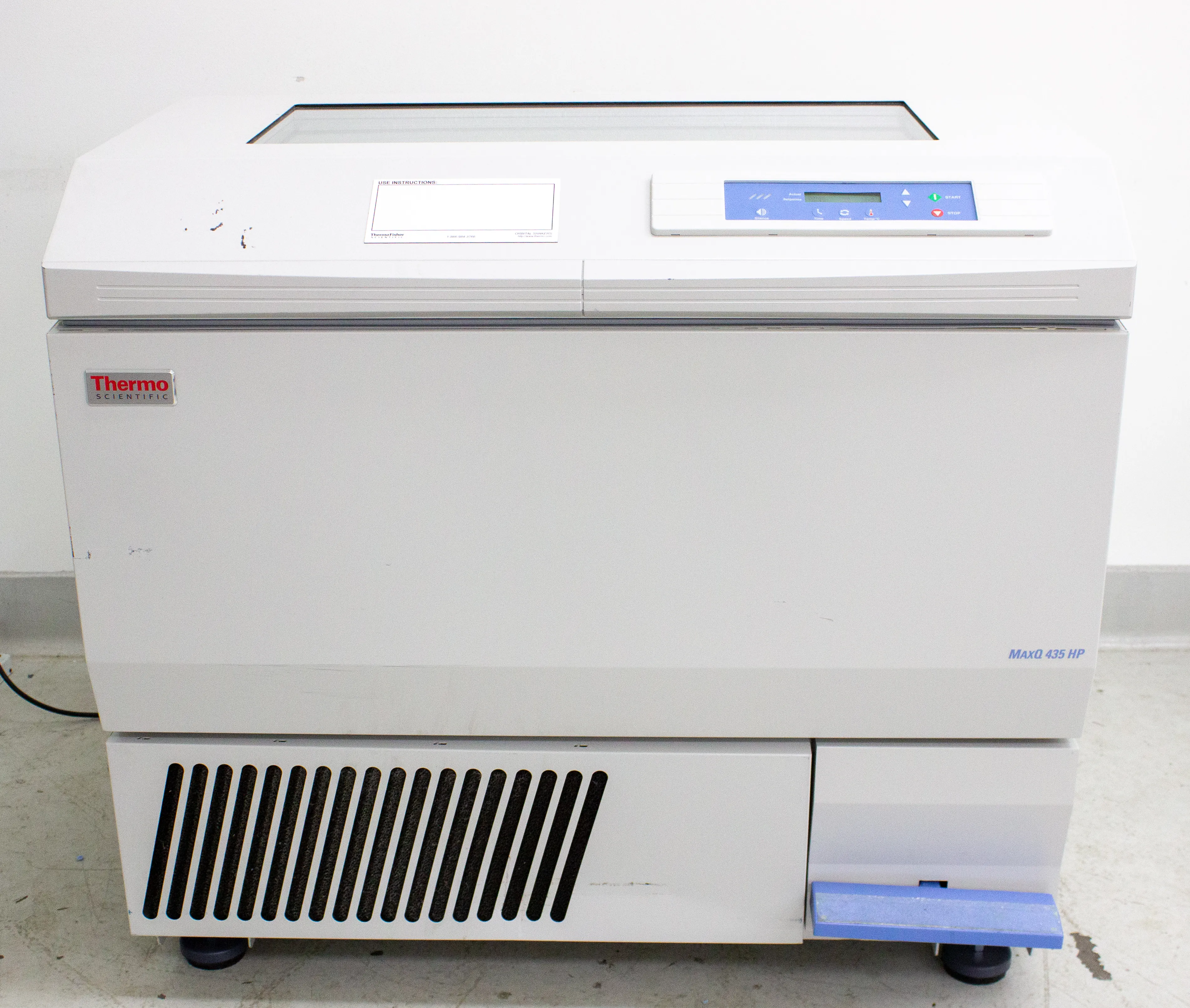 Thermo MaxQ 435HP Incubated Floor Model Console Shaker SHKE435HP