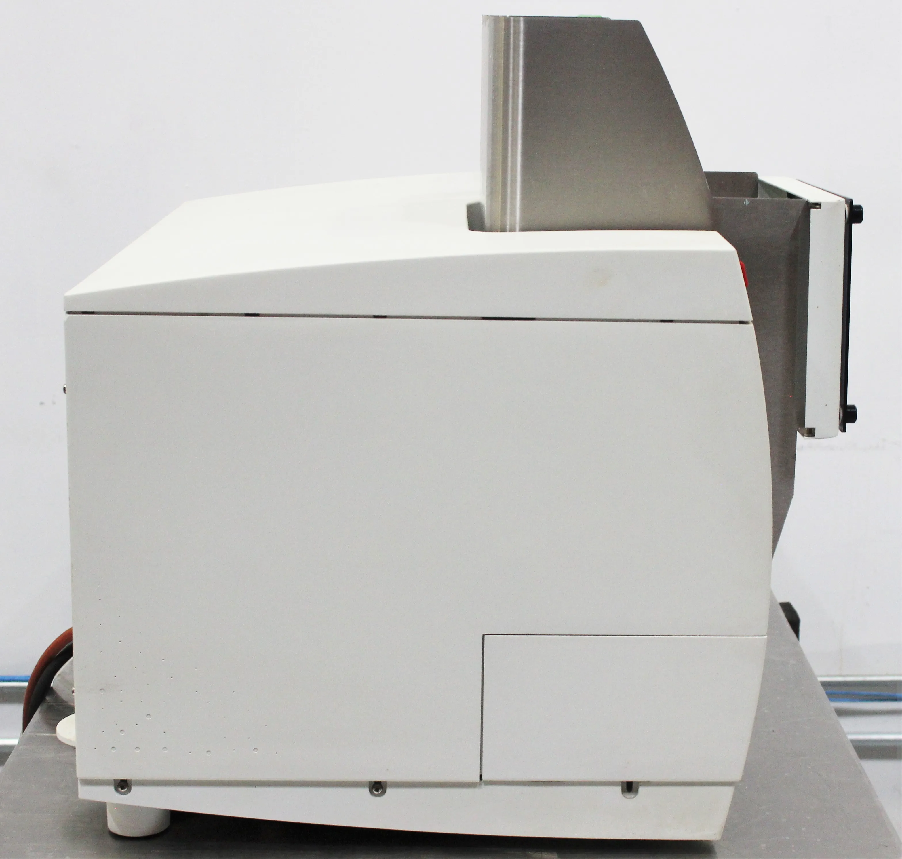 Perkin Elmer AAnalyst 200 Atomic Absorption Spectrometer