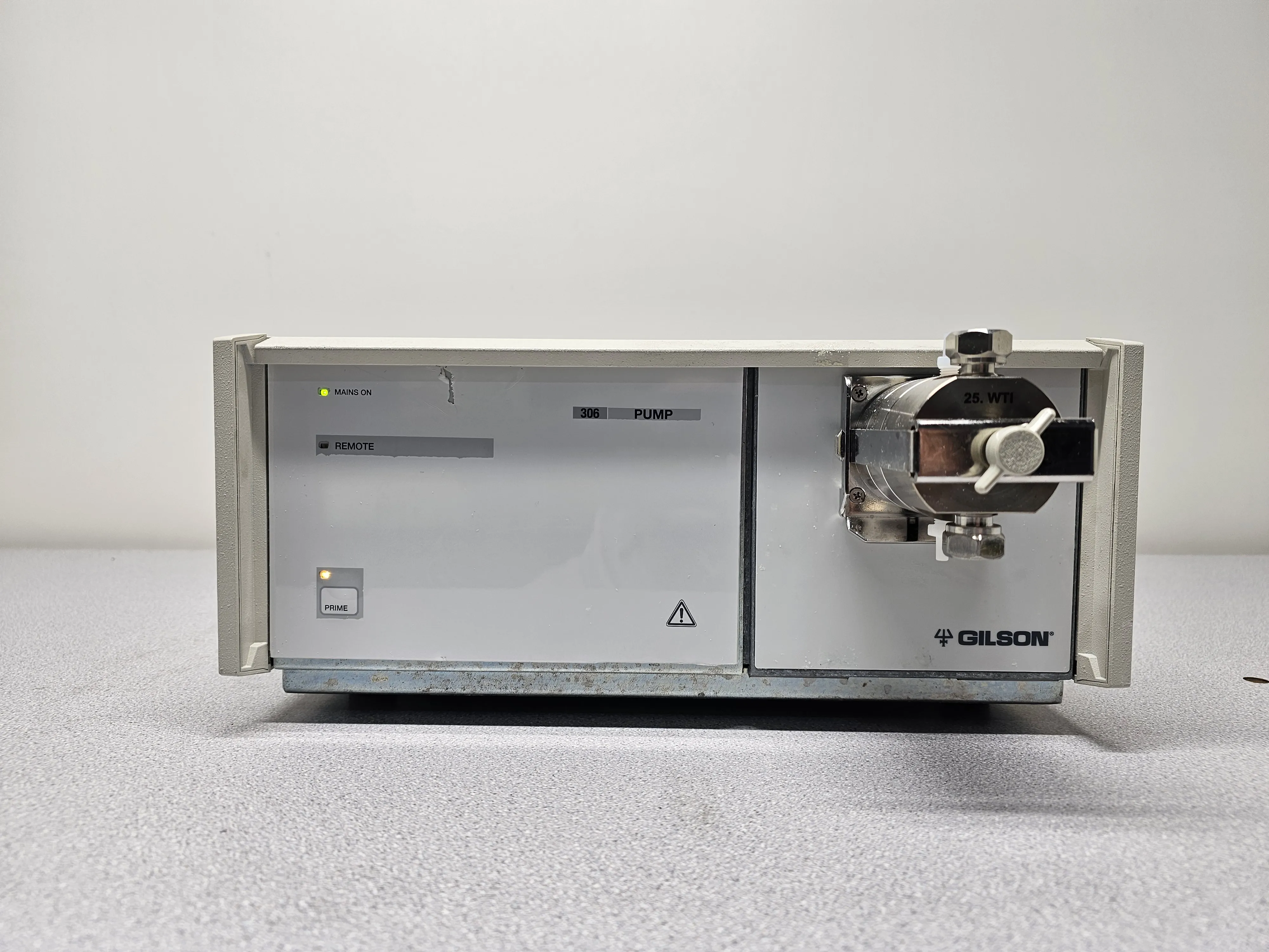 Gilson 306 HPLC Pump