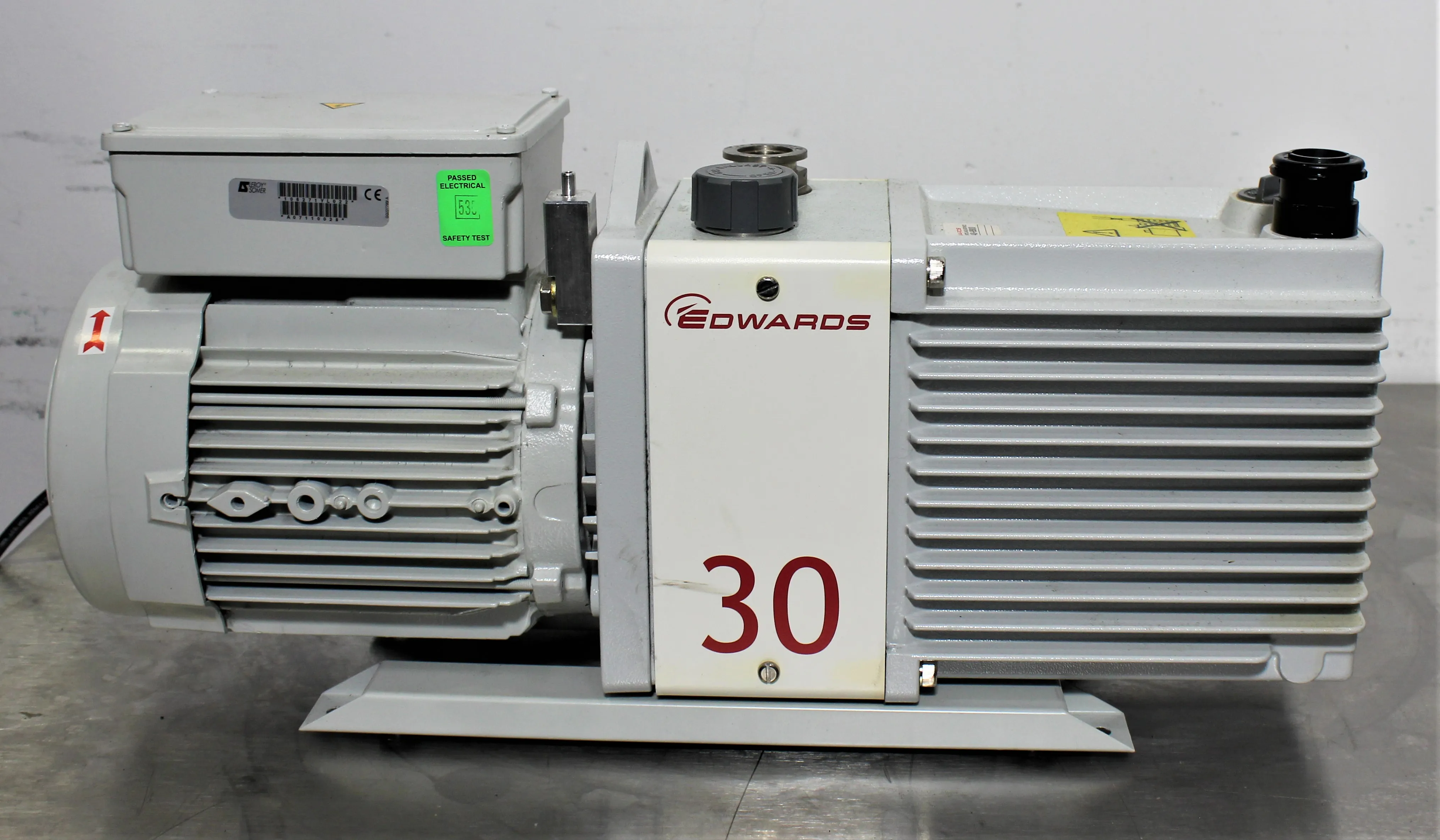 Edwards E2M30 Rotary Vane Vacuum Pump 240V 60Hz US 30-Day Warranty