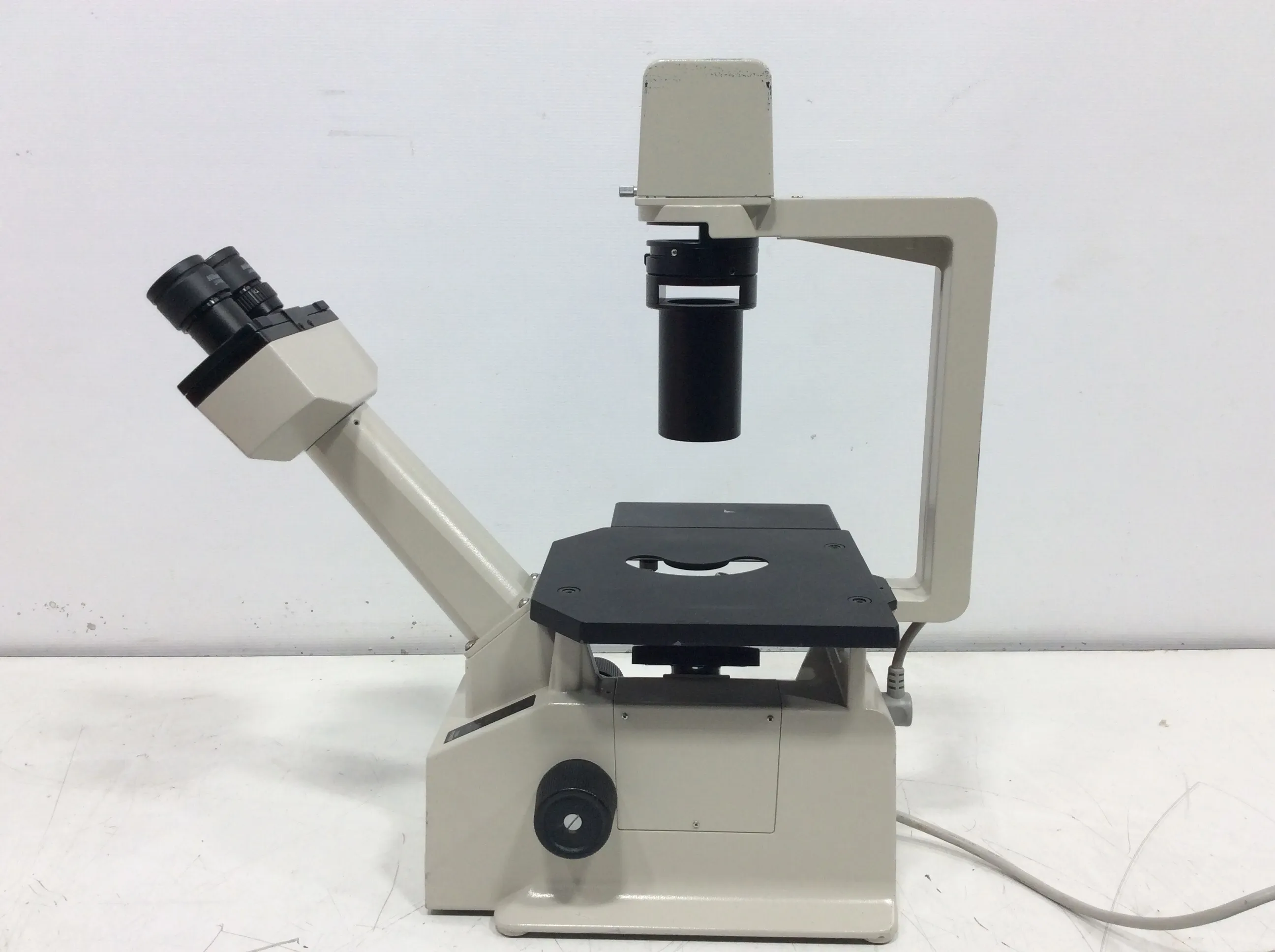 Nikon Inc TMS Inverted Phase Contrast Microscope with Power Cord