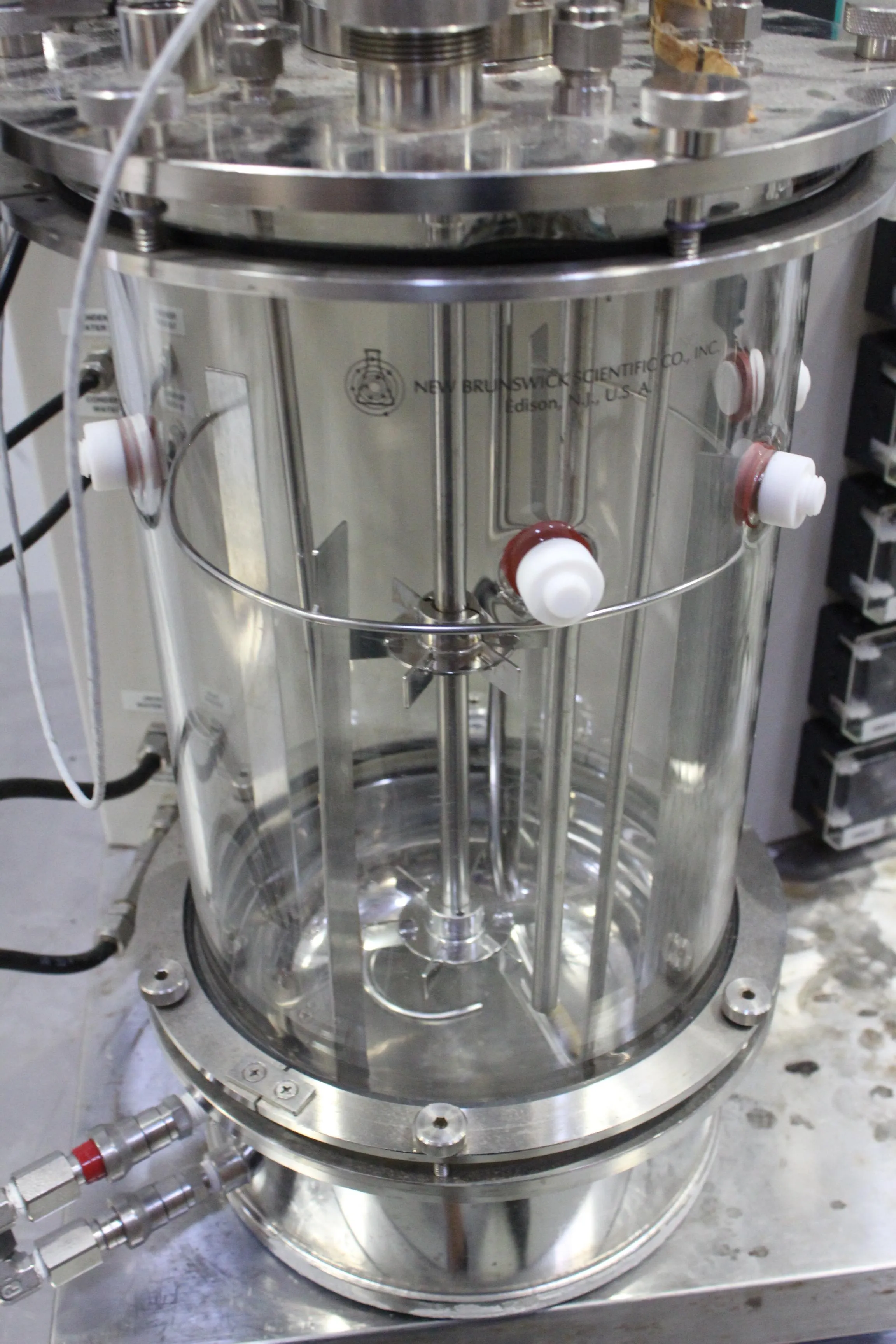 Used New Brunswick BioFlo 3000 Fermentor Bioprocessing System