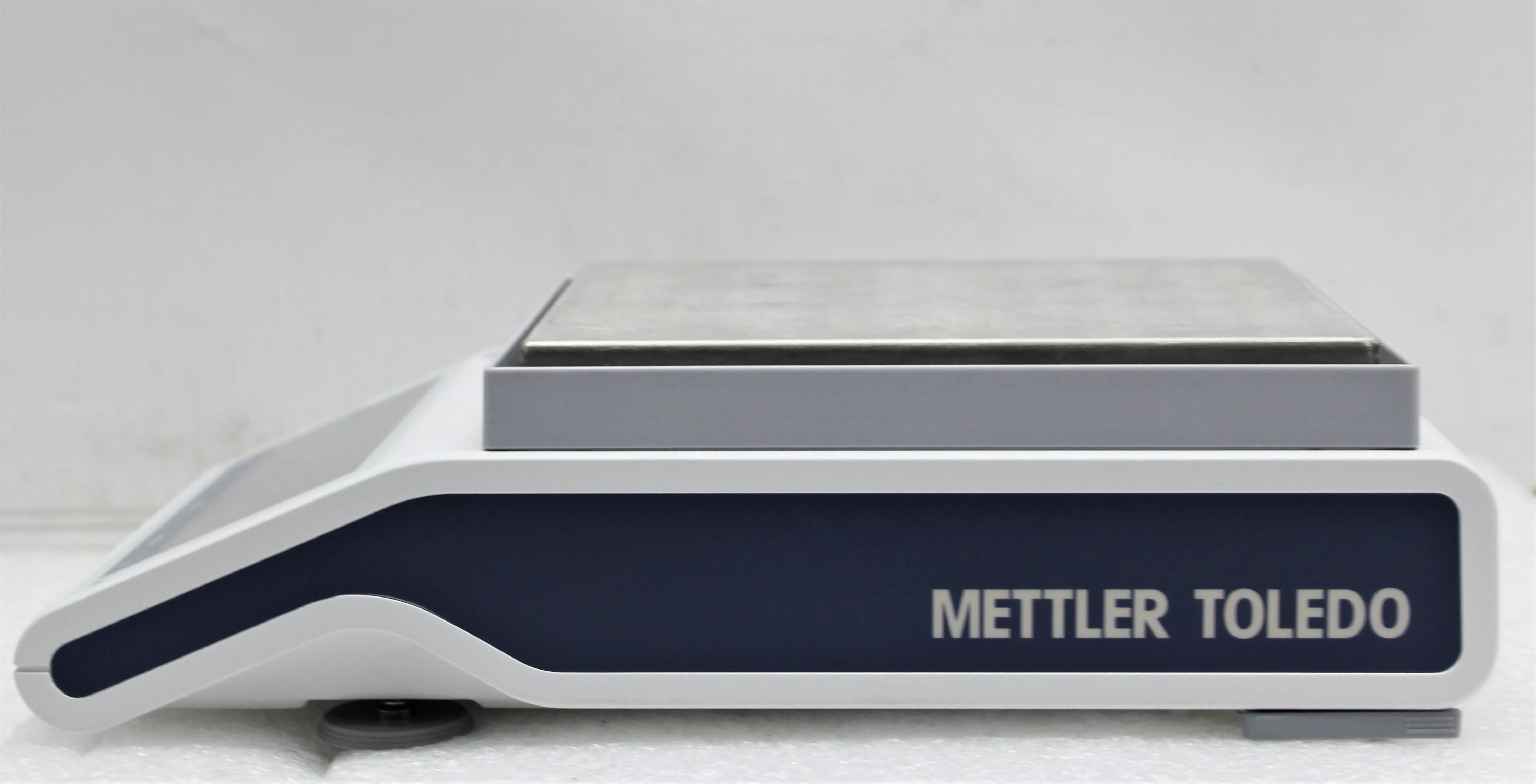 Mettler-Toledo MS4002TS/00 Bench Scale / Floor Scale