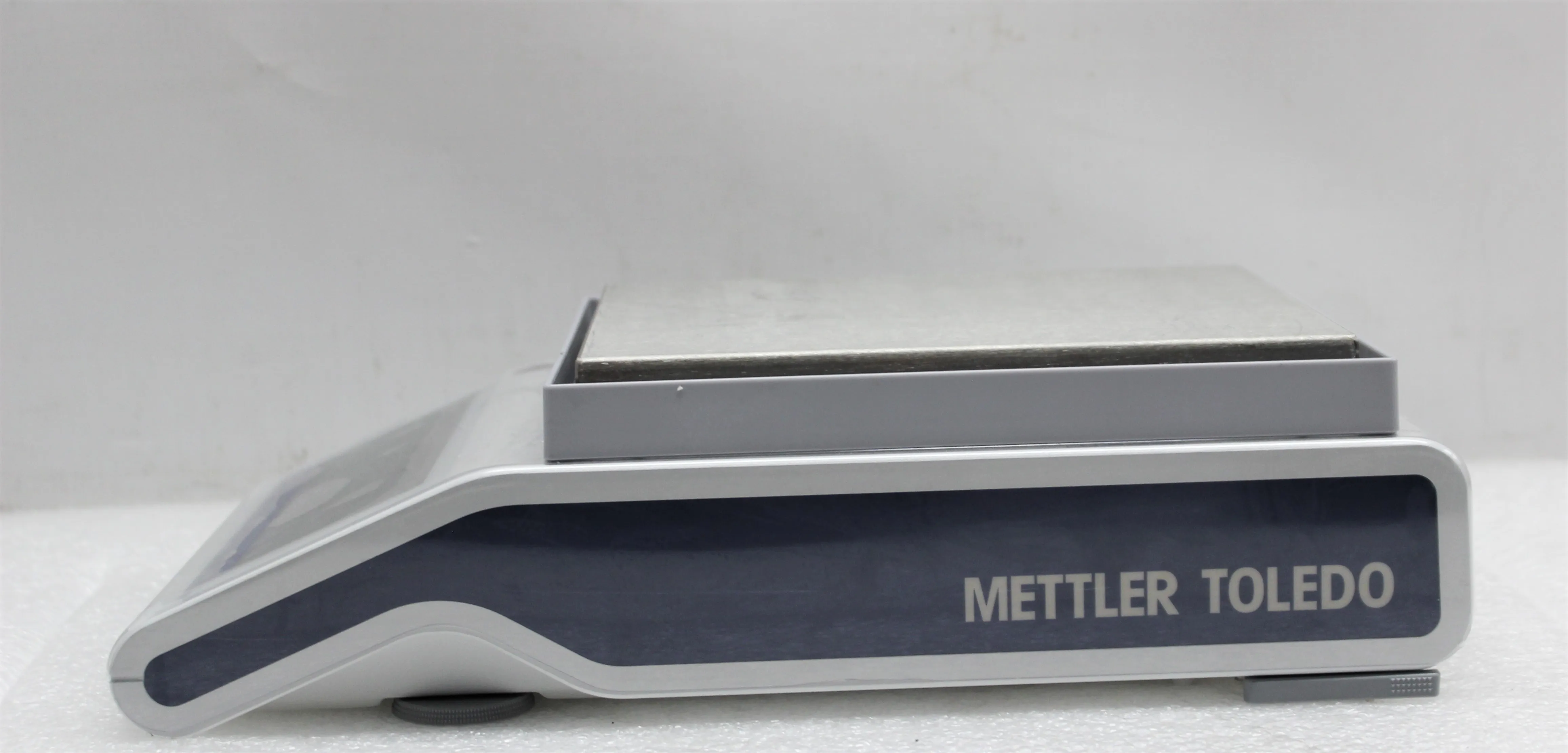 Mettler-Toledo MS4002TS/00 Bench Scale / Floor Scale