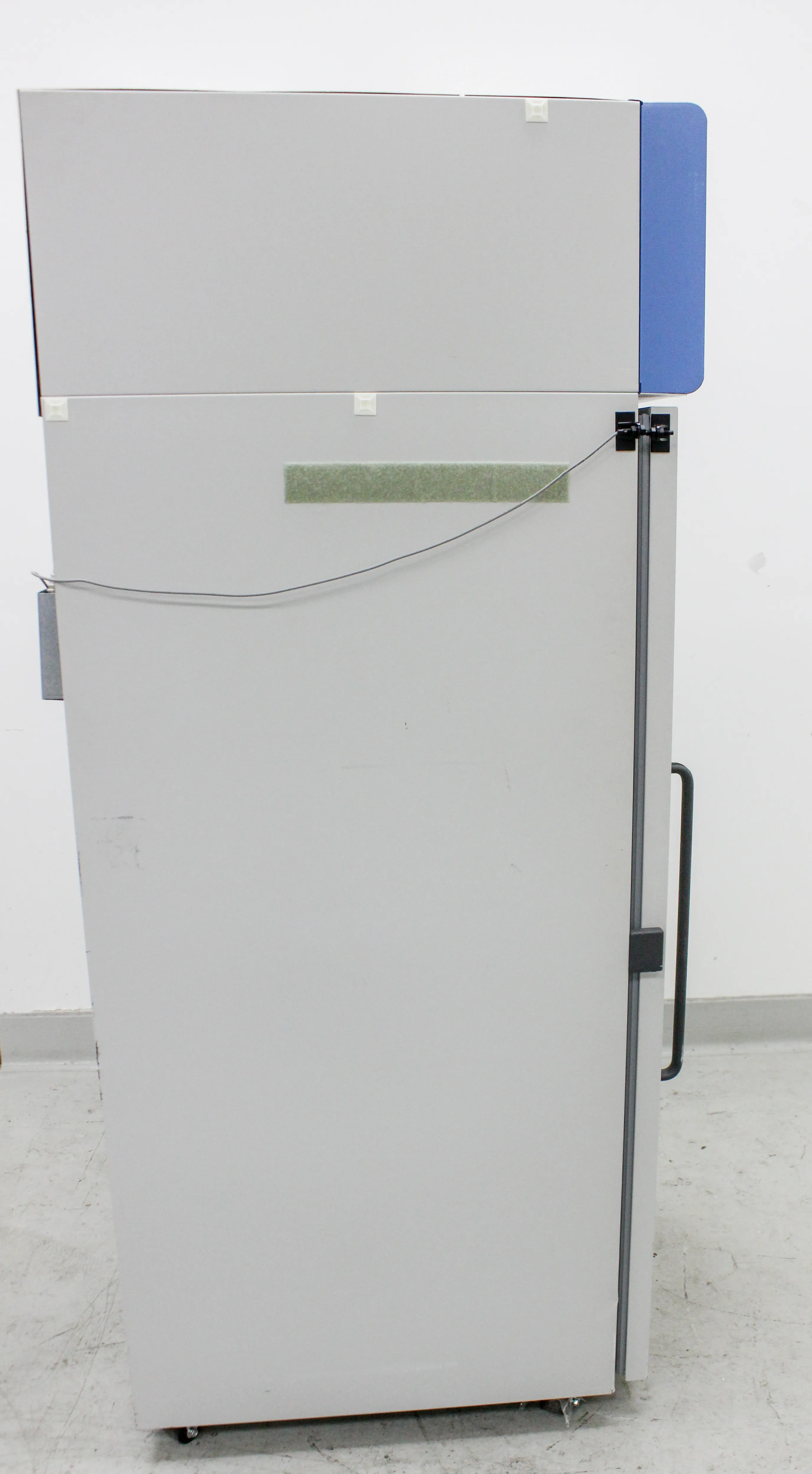 Thermo Scientific Revco High-Performance Laboratory Refrigerator REL3004A22