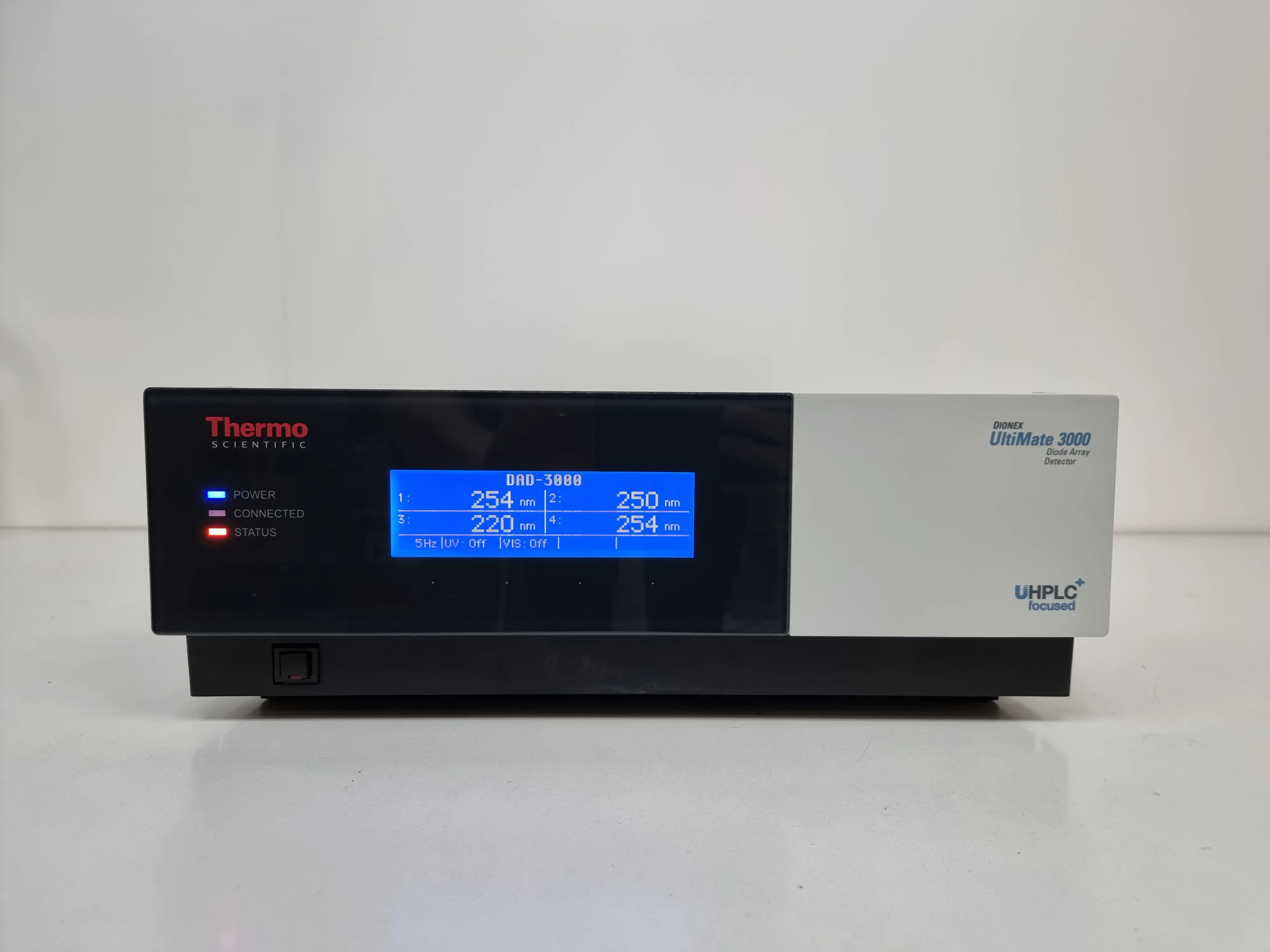 Thermo Scientific Dionex UltiMate Diode Array Detector DAD-3000 HPLC/FPLC/GC/CE Detector 120V/220V