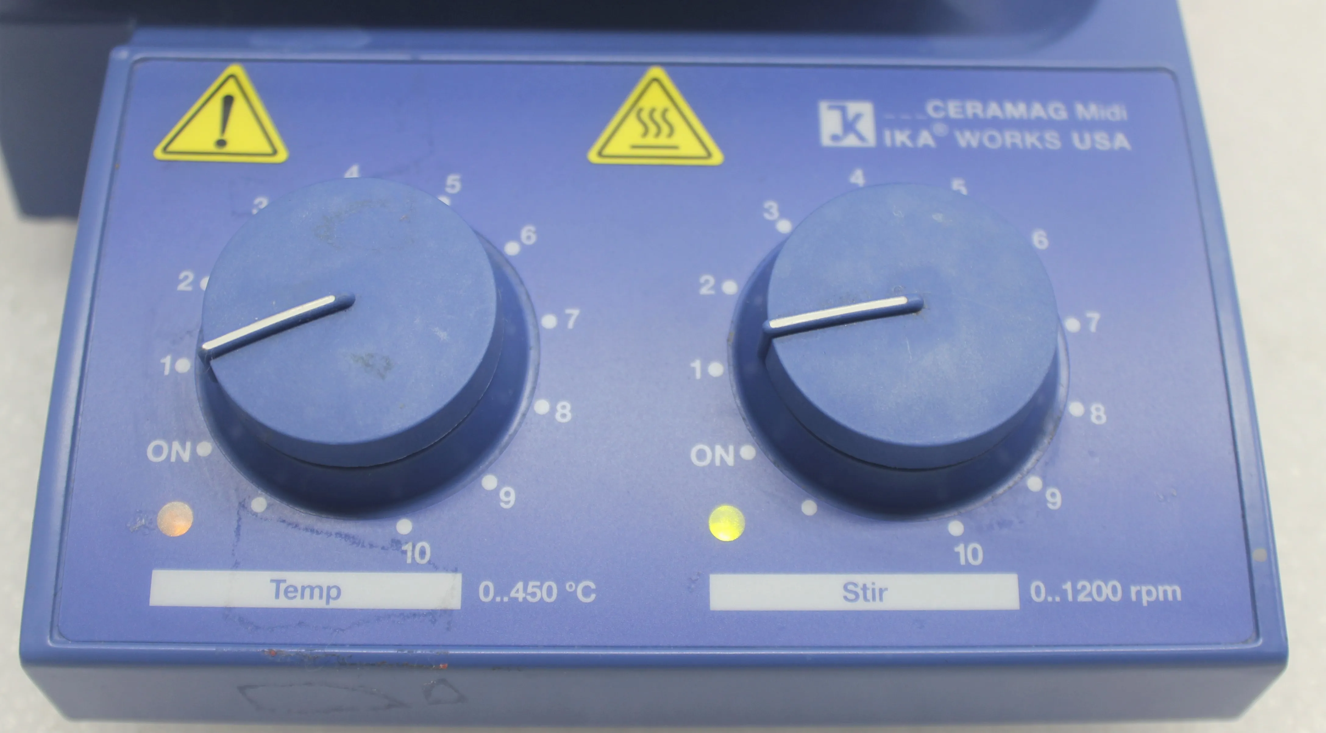 IKA CERAMAG Hotplate Stirrer - Used Lab Equipment