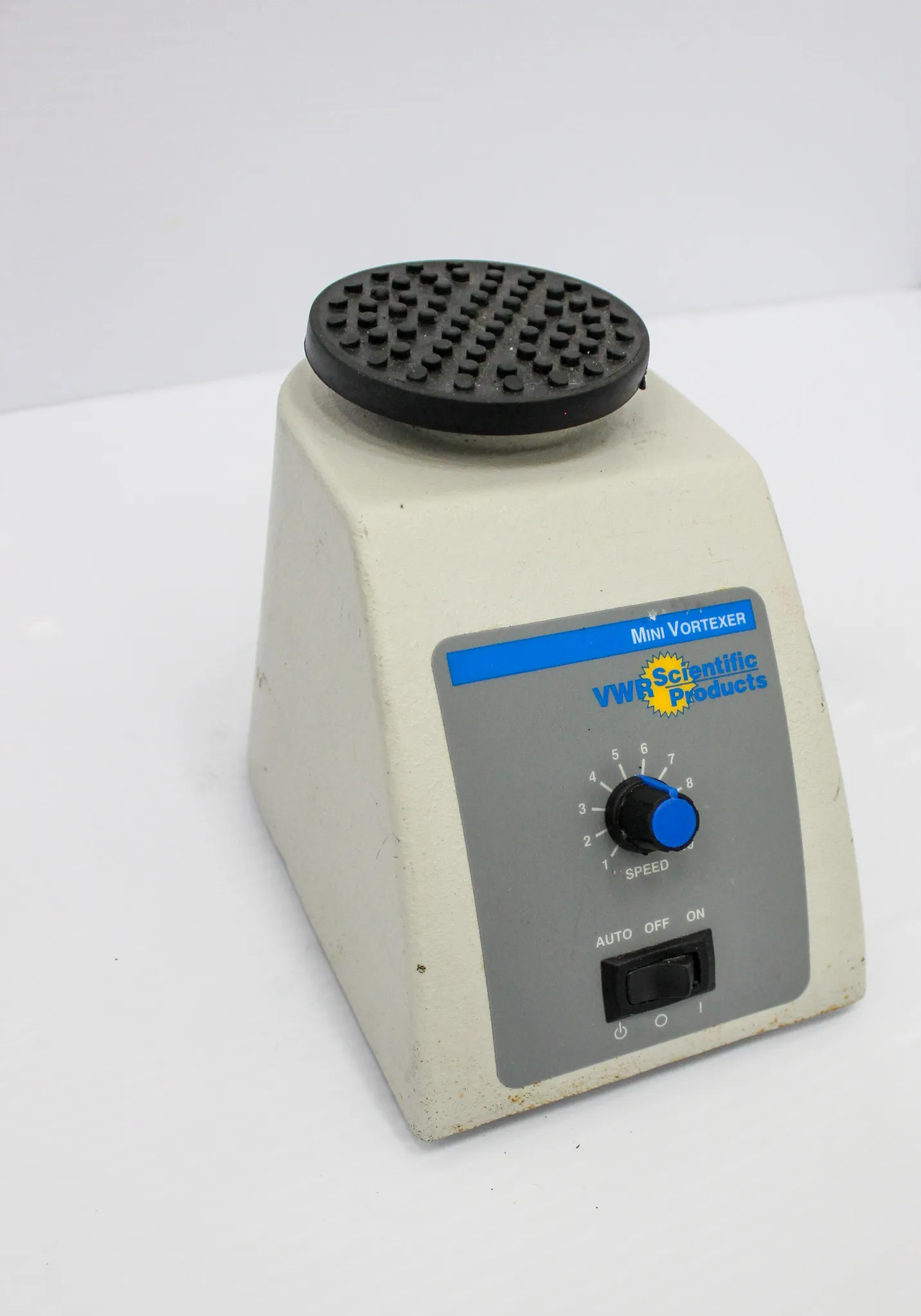 VWR Scientific Mini Vortexer