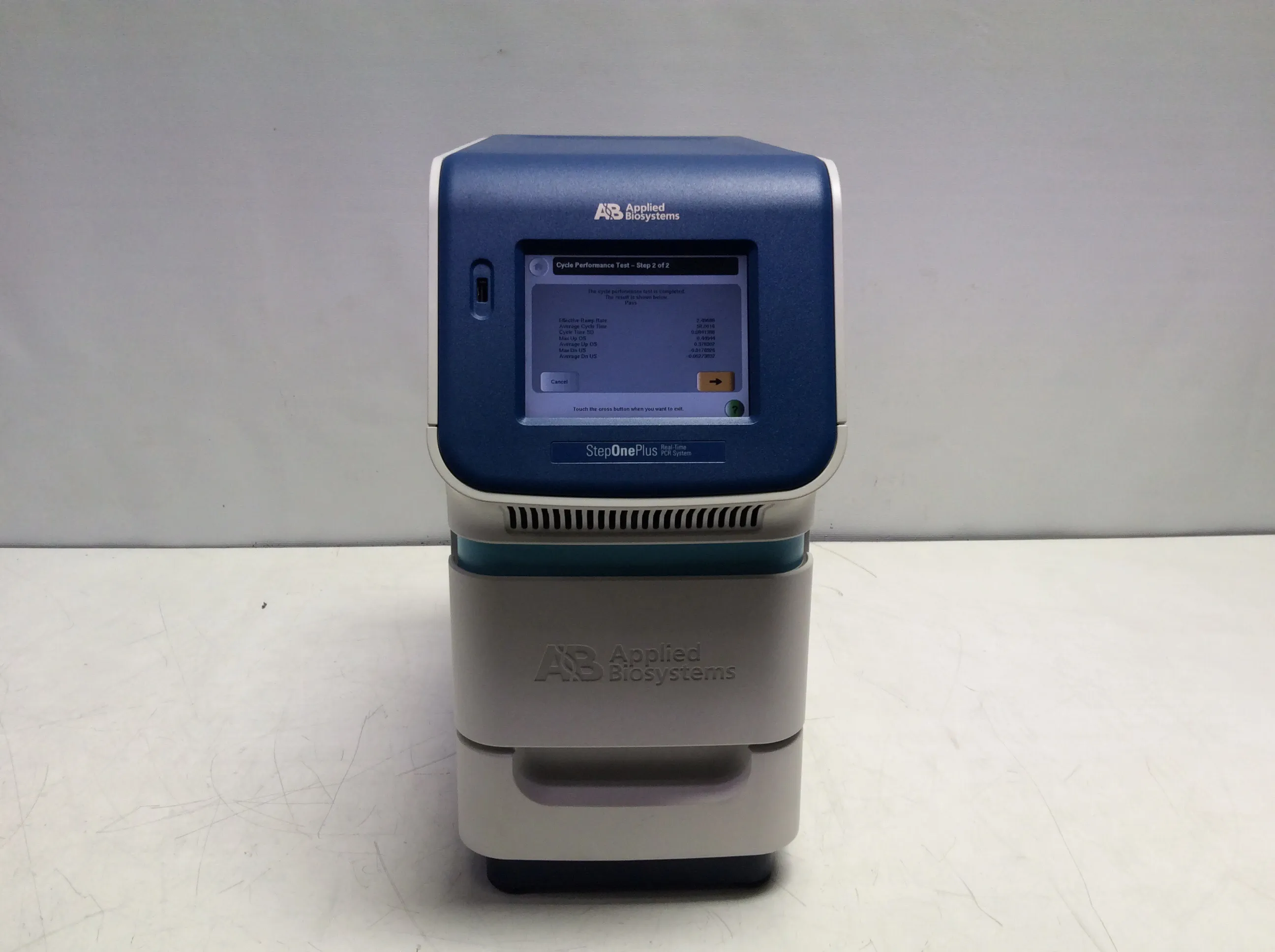 Applied Biosystems StepOne Plus Real-Time PCR System 96-well Gold 4376592R