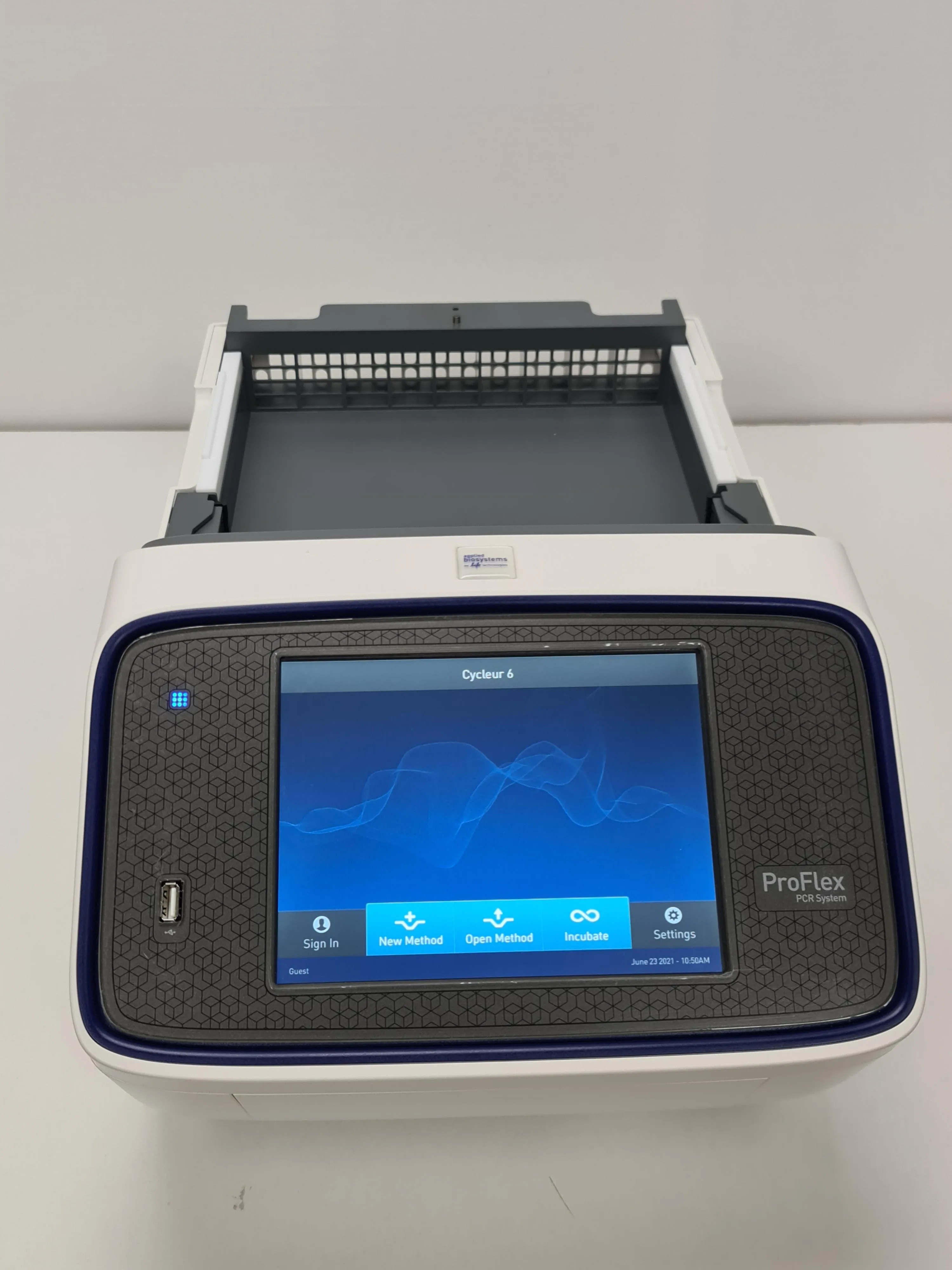 Applied Biosystems ProFlex PCR Thermal Cycler