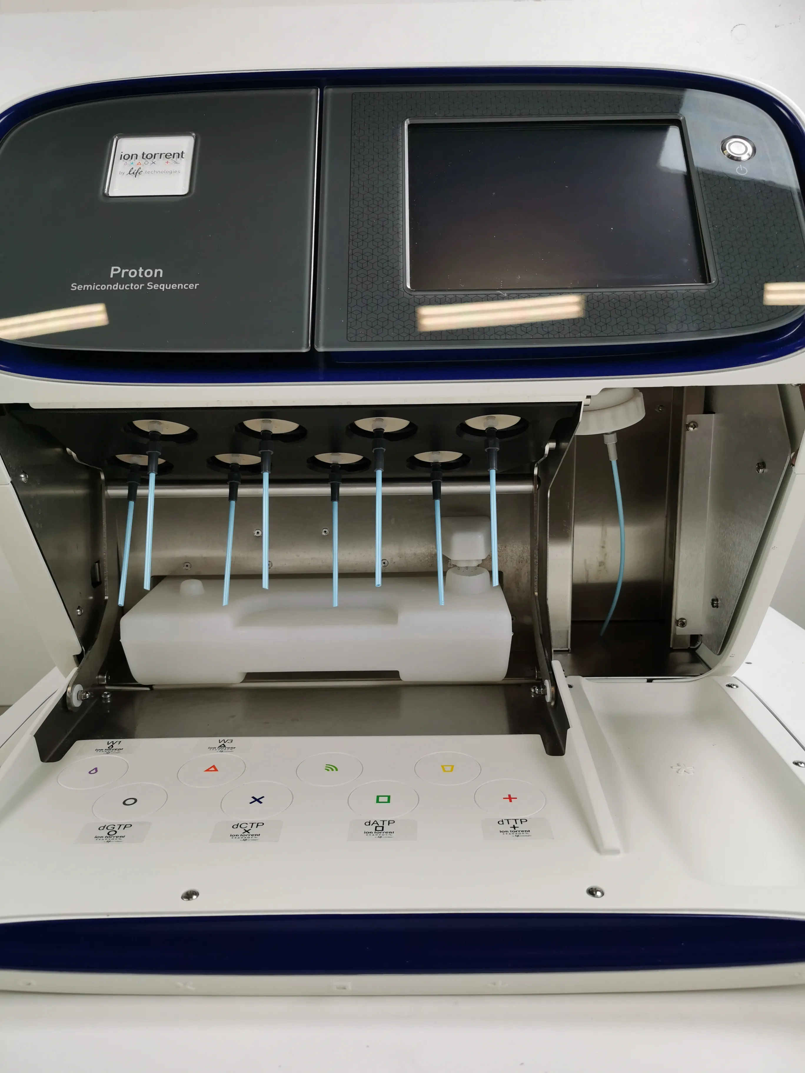 Ion Torrent Ion Proton Semiconductor Sequencer DNA Sequencer Molecular Biology Lab Equipment