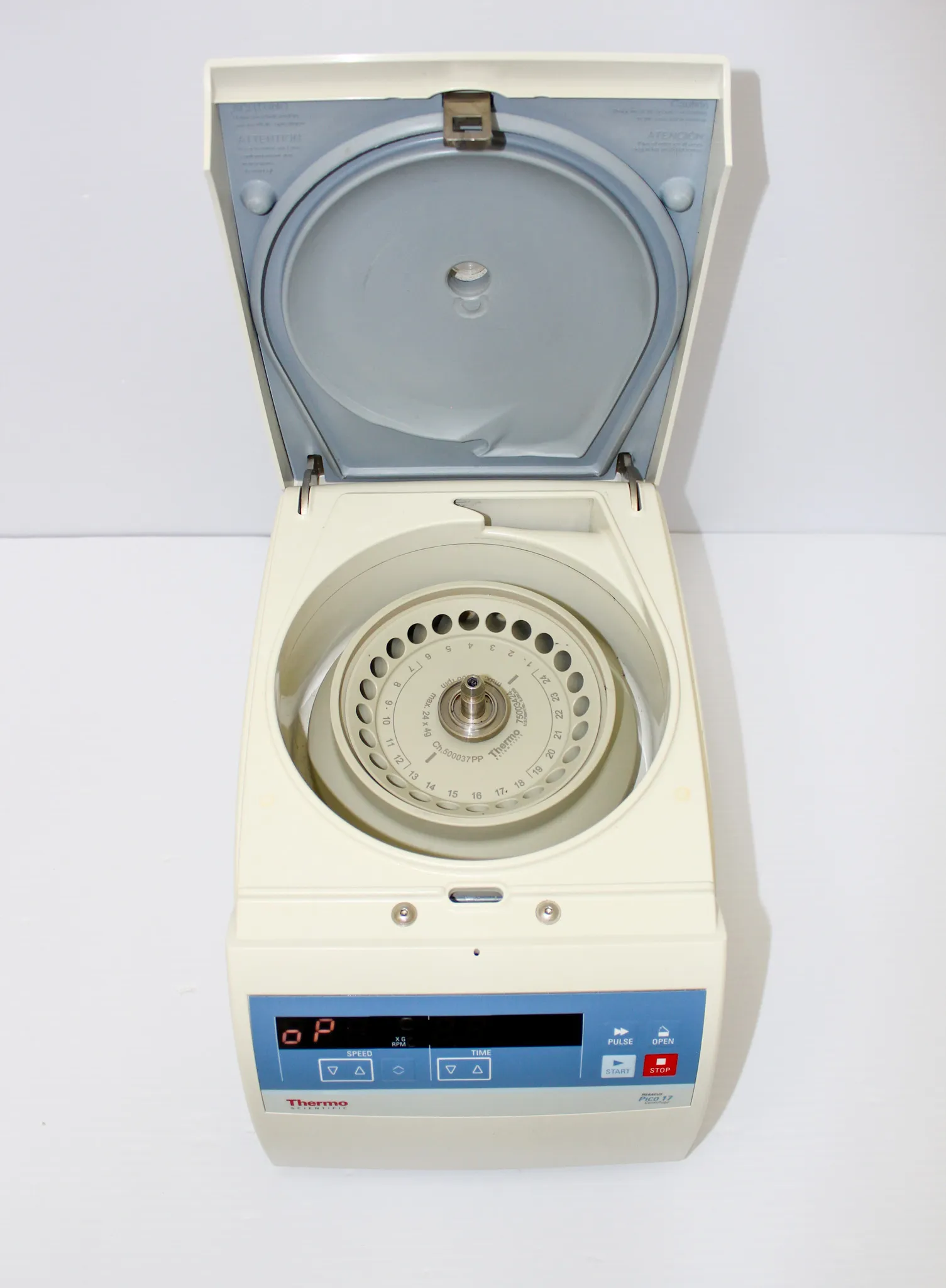 Thermo Fisher Scientific Heraeus 17 Benchtop Centrifuge