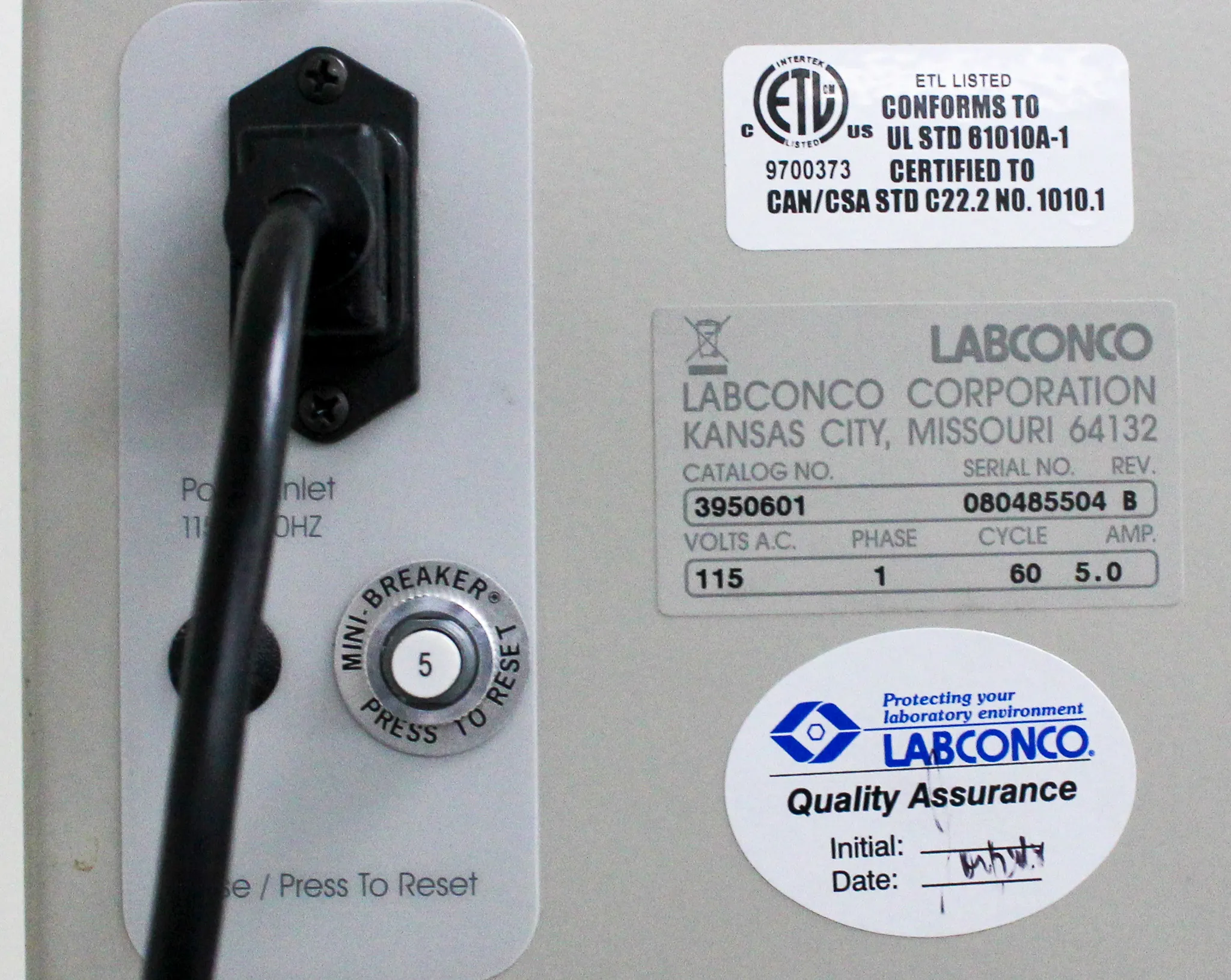 Labconco 6' XPert Filtered Balance System with Guardian Airflow Monitor 3950601