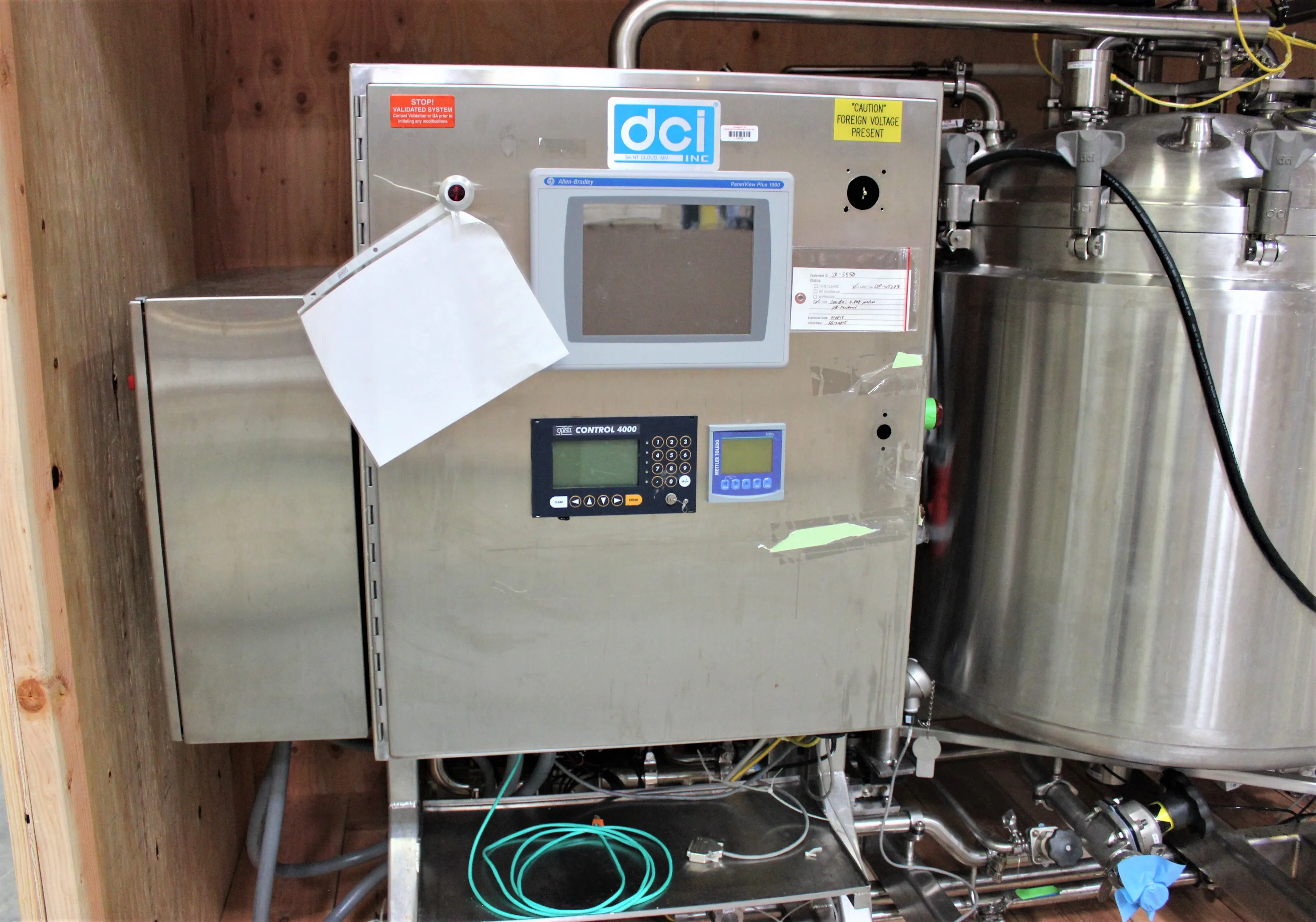 Used DCI Inc. 600 L Tank - Chemistry