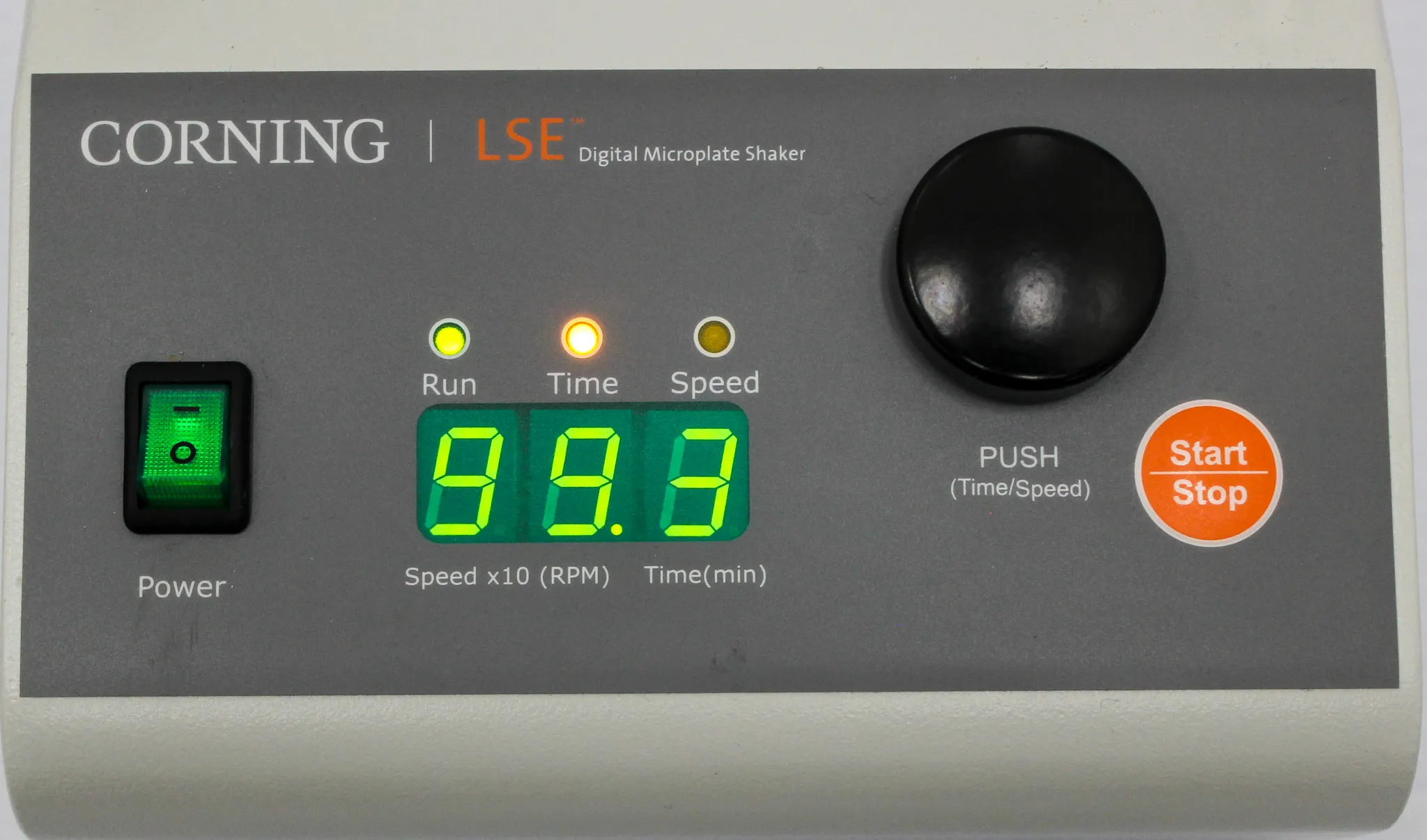 Corning LSE Digital Microplate Shaker S2020-P4-COR