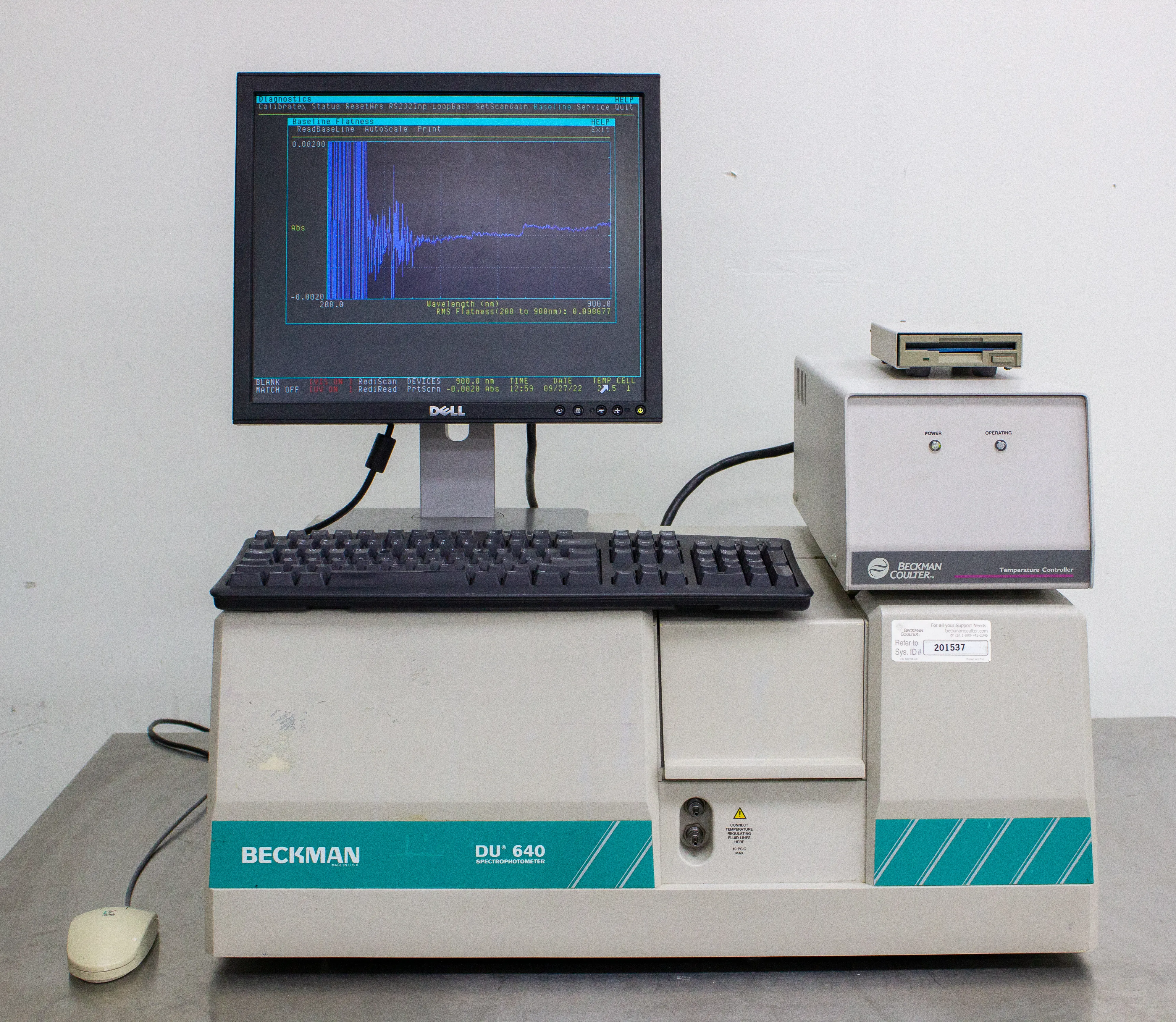 Beckman DU 640 Spectrophotometer - Laboratory Analytical Equipment